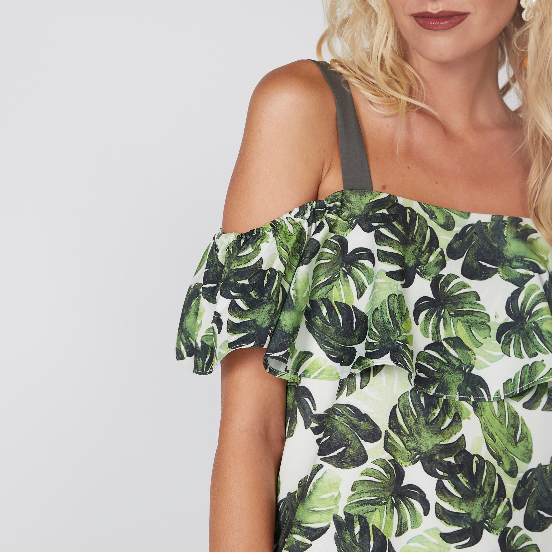 بلوزة مكشوفة الأكتاف بحمّالات وطبعات-women-clothing-shirtsandblouses-blouses-image-2