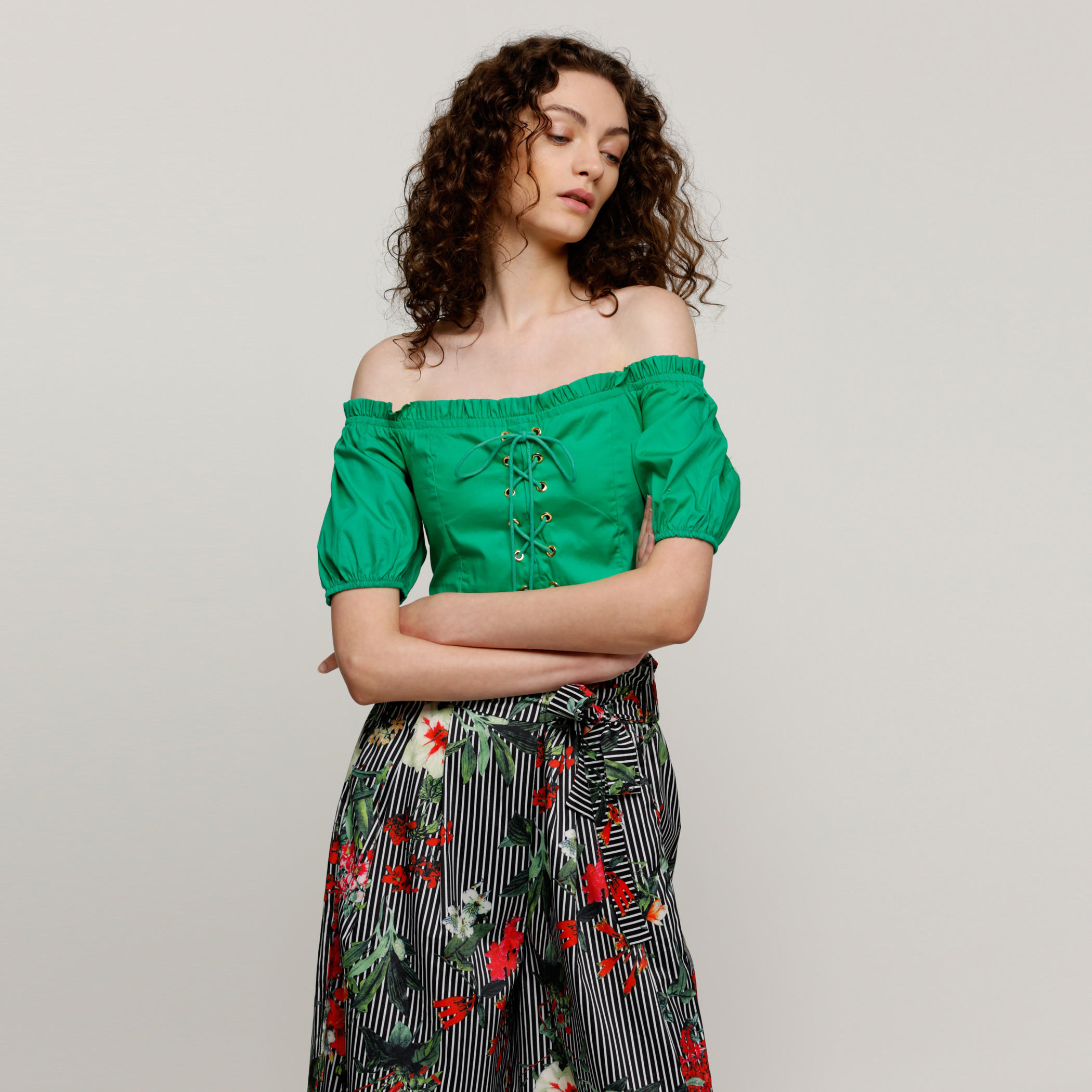 بلوزة قصيرة مكشوفة الأكتاف برباط-women-clothing-shirtsandblouses-blouses-image-1