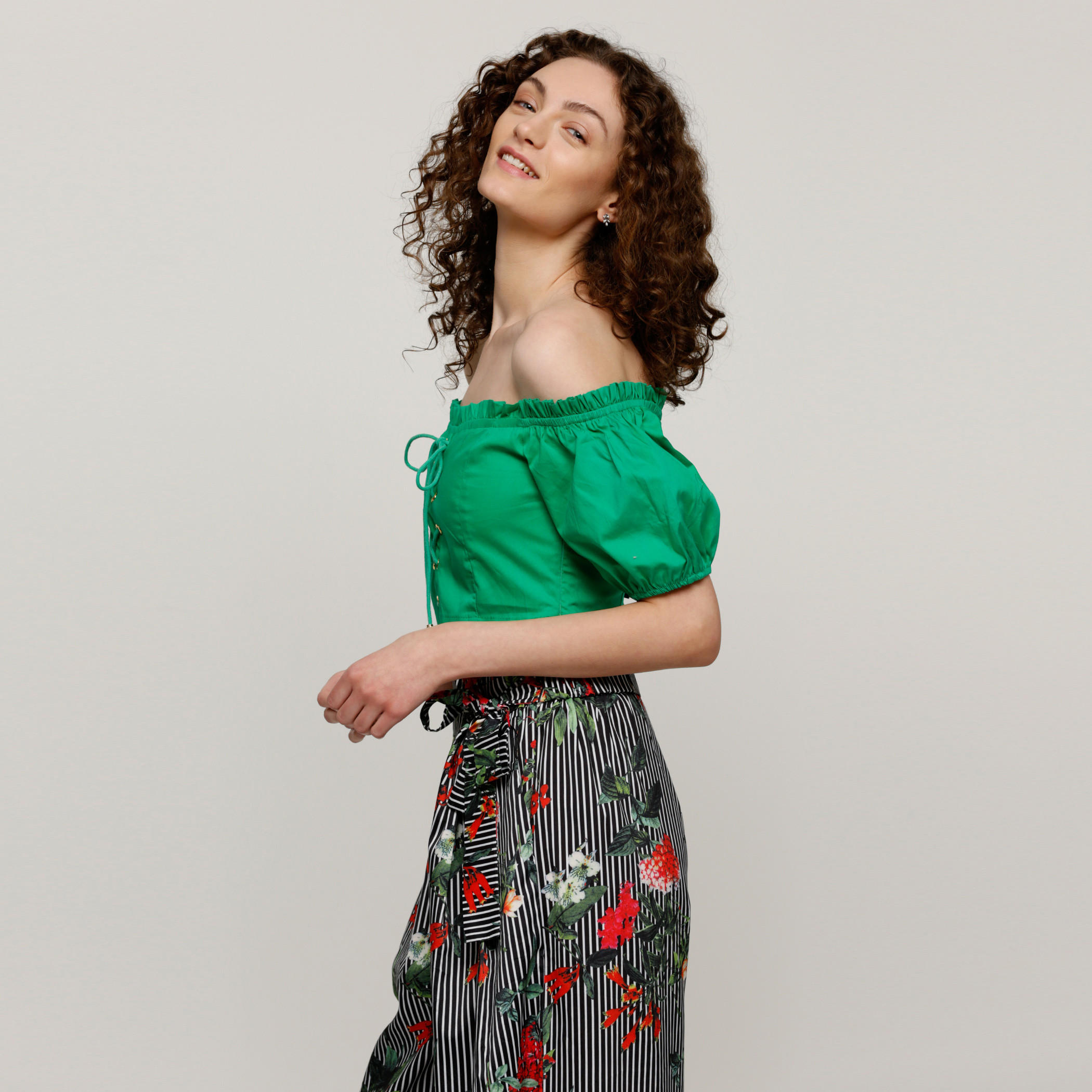بلوزة قصيرة مكشوفة الأكتاف برباط-women-clothing-shirtsandblouses-blouses-image-2
