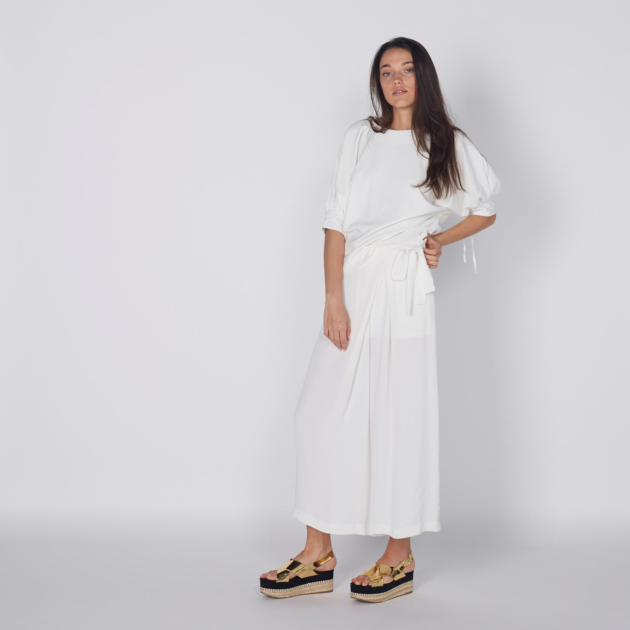 بنطال بالازو طويل بسحاب إغلاق وتفاصيل معقودة-women-clothing-bottoms-trousers-image-2