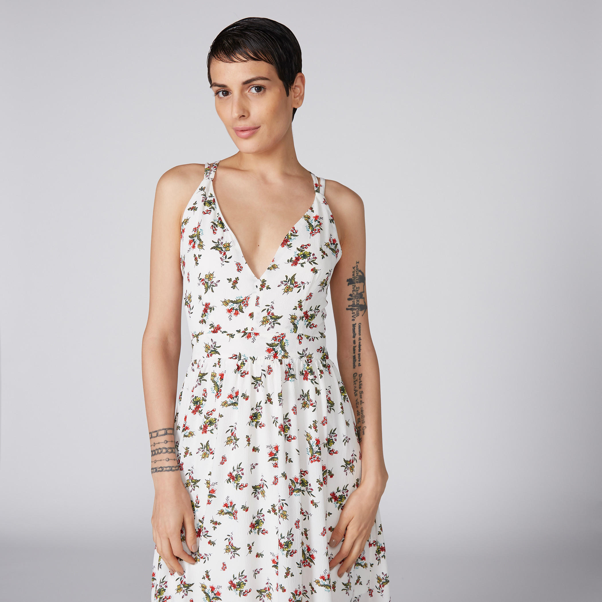 فستان طويل بحمّالات رفيعة وطبعات-women-clothing-dresses-image-1