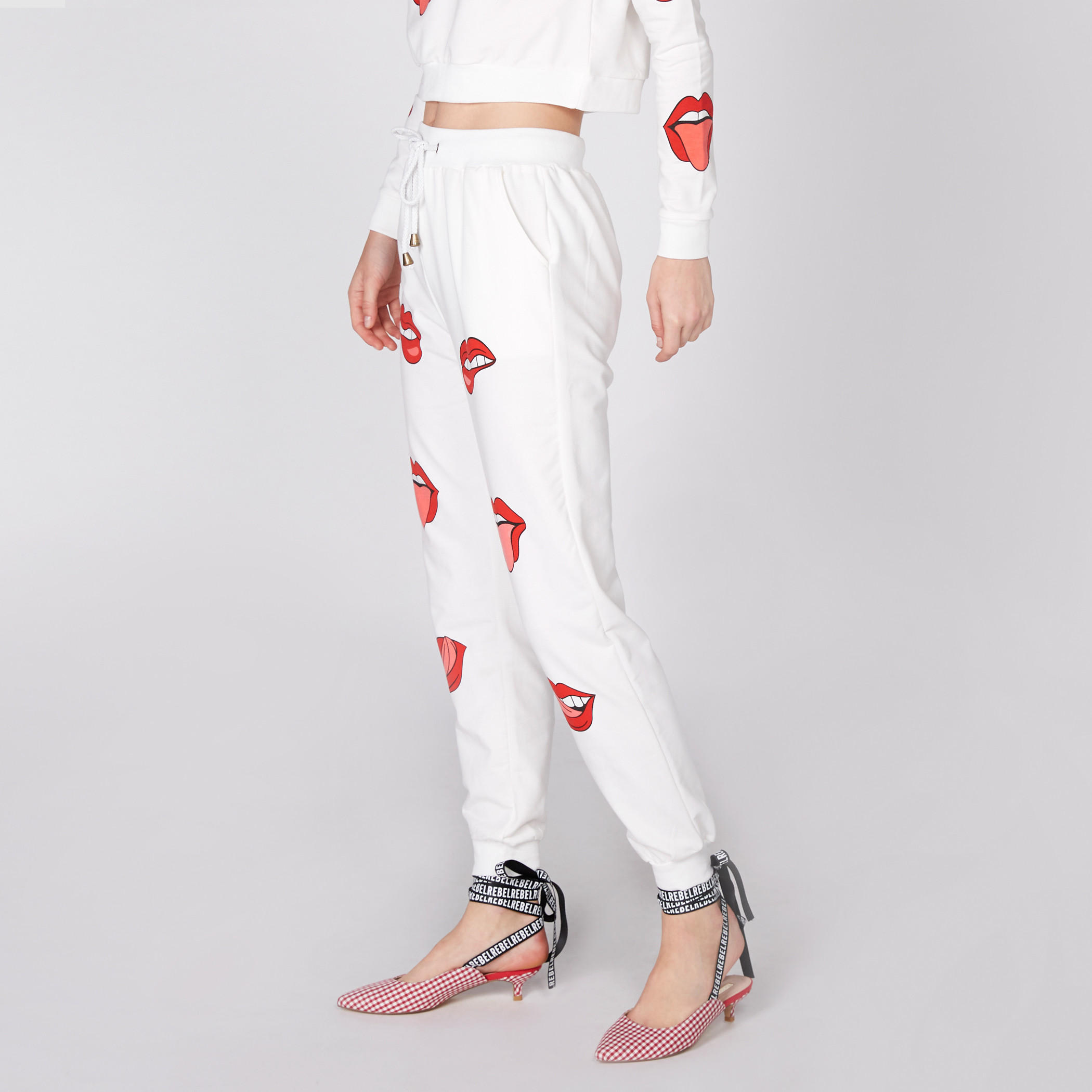بنطال رياضي طويل بخصر مطاطّي وطبعات-women-clothing-bottoms-joggers-image-3