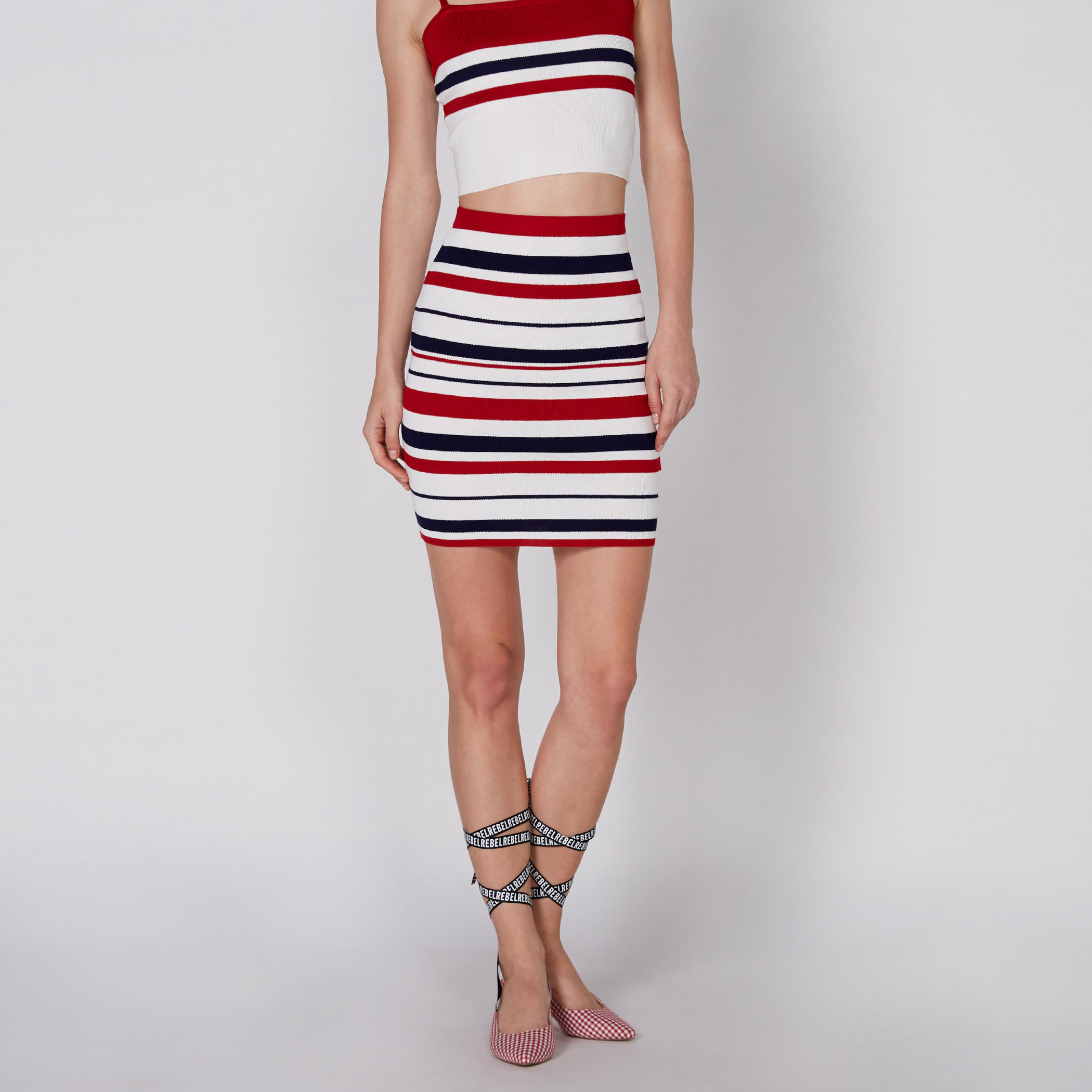 تنورة مقلّمة بقصّة ضيقة بخصر مطّاطي-women-clothing-bottoms-skirts-image-1