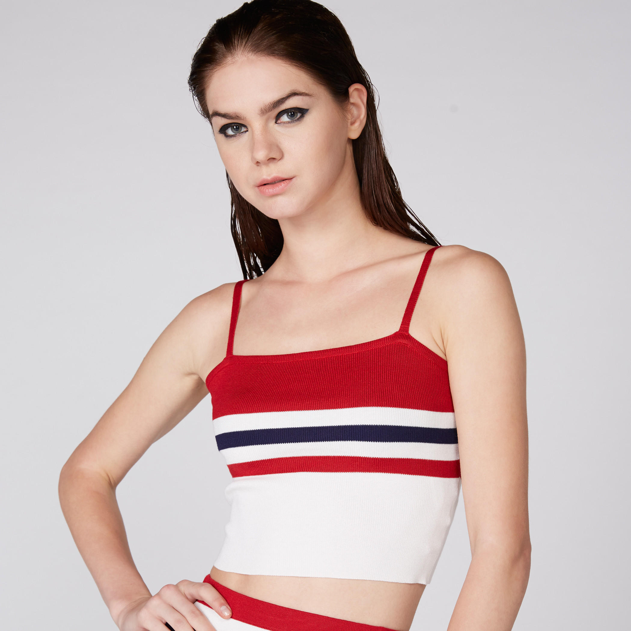 بلوزة مقلّمة بحمّالات رفيعة-women-clothing-shirtsandblouses-blouses-image-2