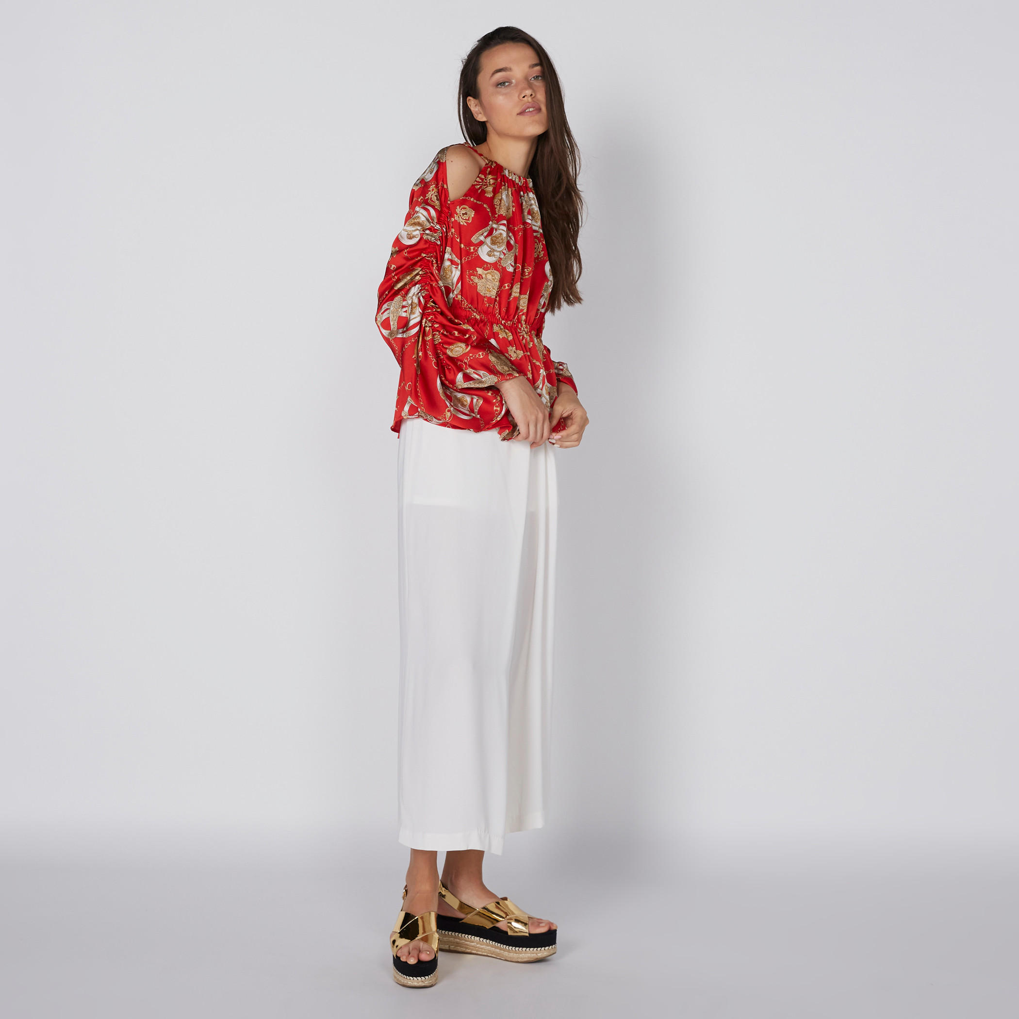 بلوزة مكشوفة الأكتاف بأكمام طويلة وطبعات-women-clothing-shirtsandblouses-blouses-image-2