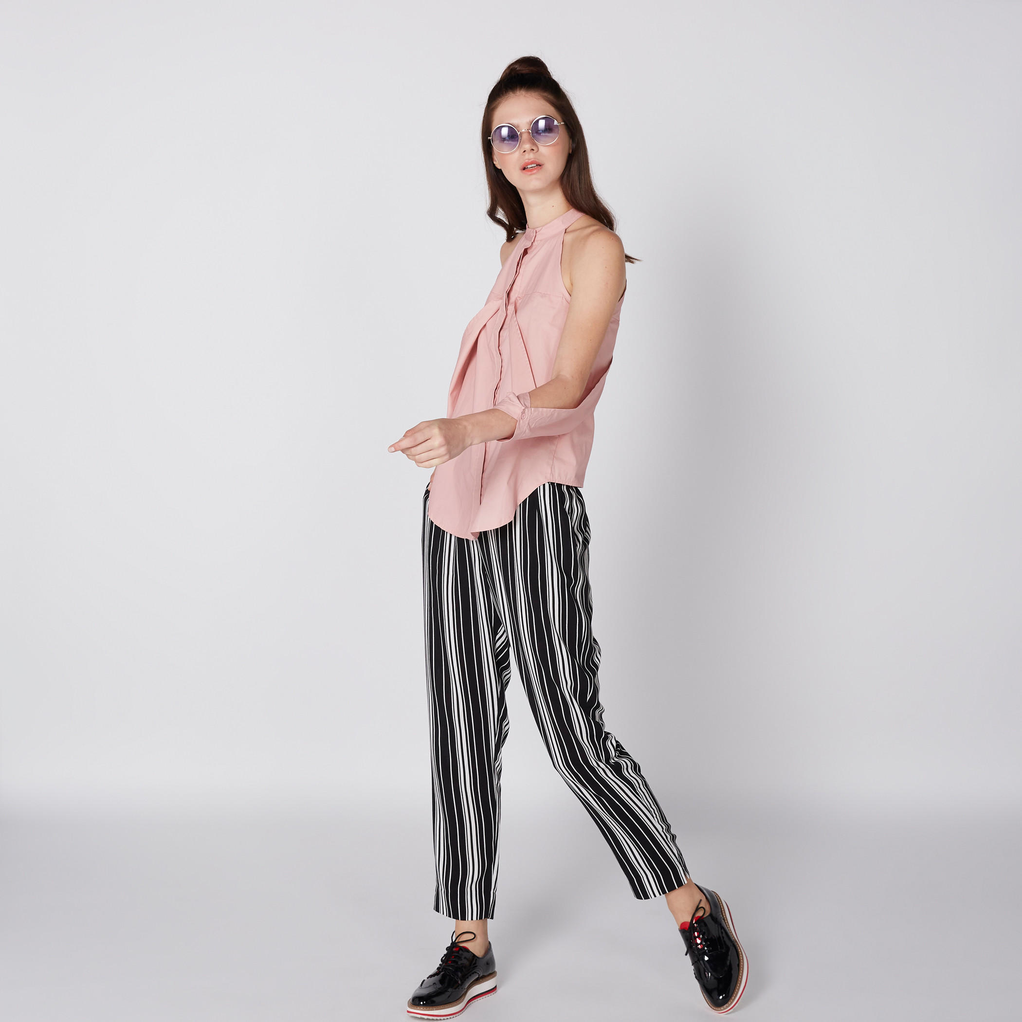 بلوزة بياقة ماندارين وأزرار-women-clothing-shirtsandblouses-blouses-image-1
