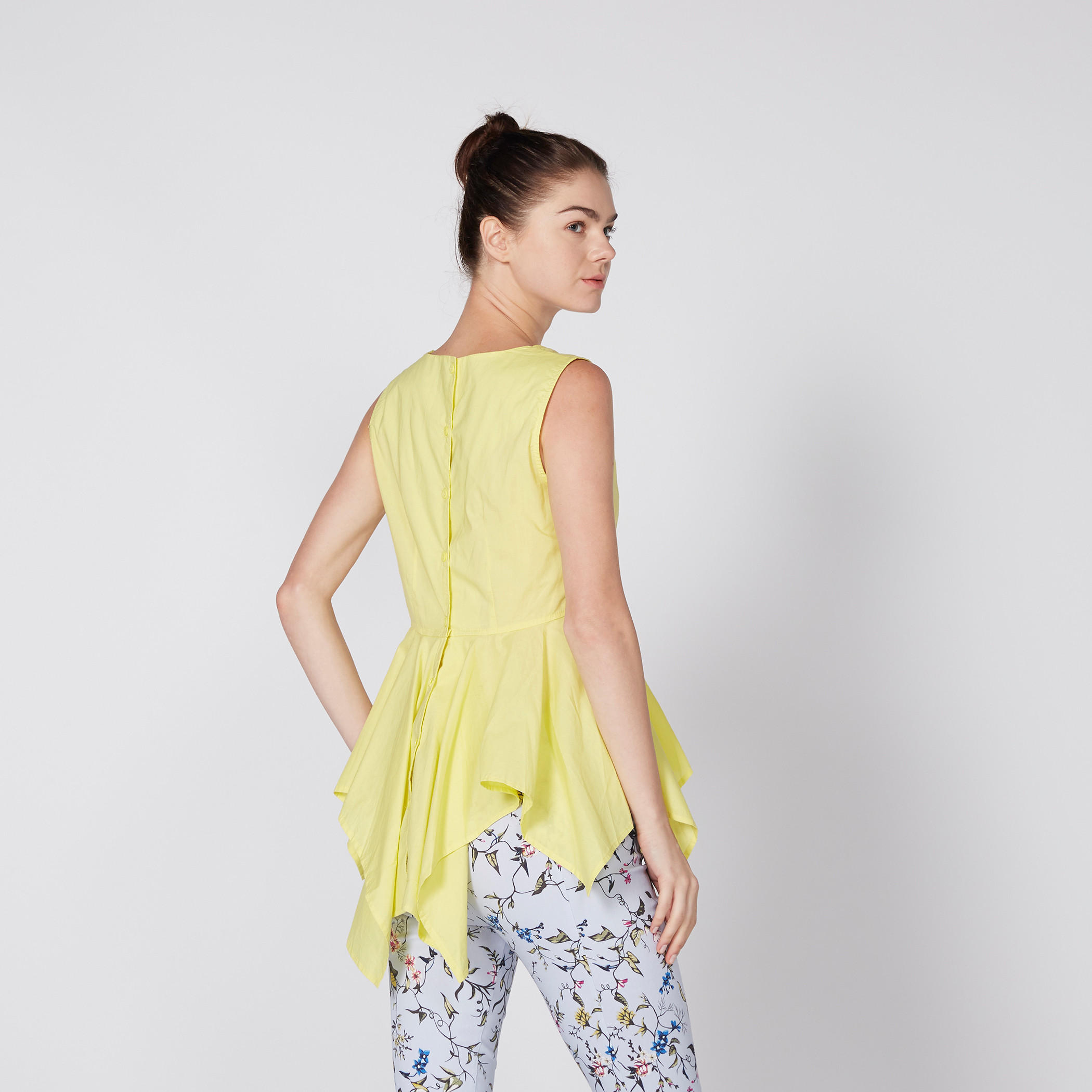 بلوزة دون أكمام بياقة مستديرة وزر إغلاق-women-clothing-shirtsandblouses-blouses-image-4