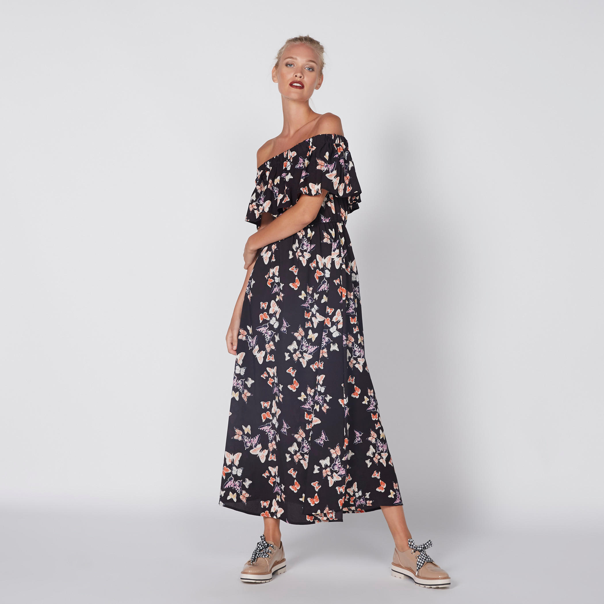 فستان طويل مكشوف الأكتاف بتفاصيل كشكش وطبعات-women-clothing-dresses-image-1