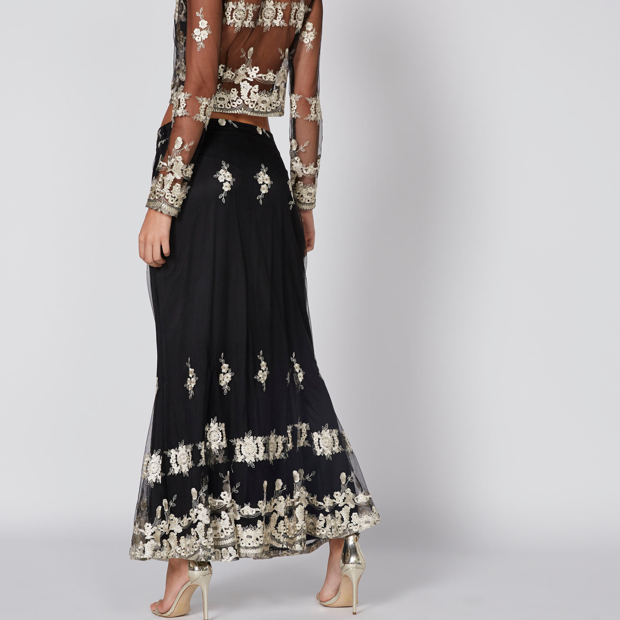 تنّورة طويلة مطرّزة بخصر مطّاطي من تو إكستريمز-women-clothing-bottoms-skirts-image-4