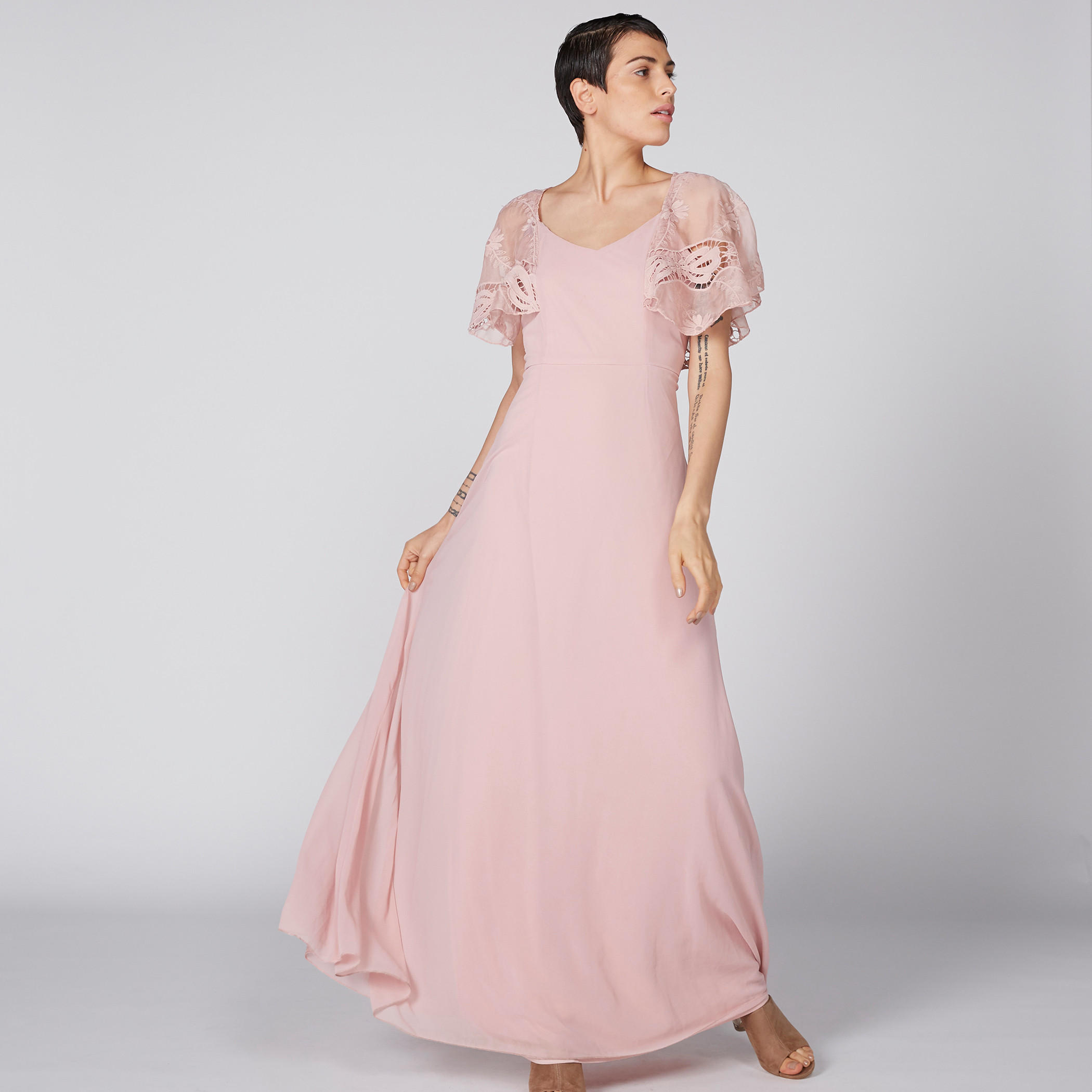 فستان طويل بأكمام قصيرة وتفاصيل دانتيل-women-clothing-dresses-image-3