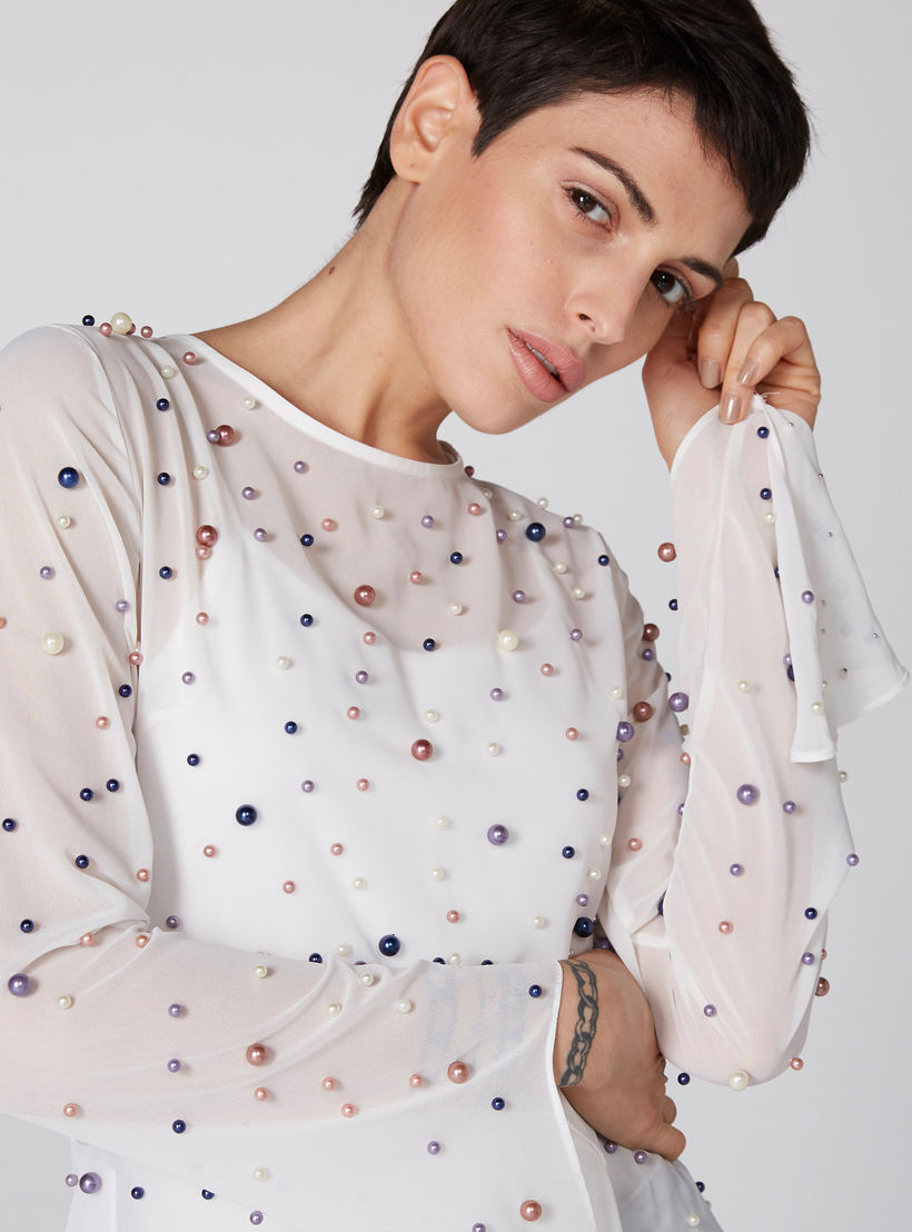 بلوزة شبكية بأكمام طويلة وتفاصيل لؤلؤ-women-clothing-shirtsandblouses-blouses-image-2