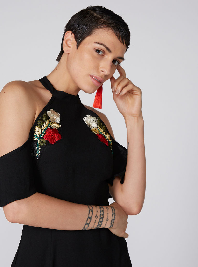فستان طويل بتصميم مطرّز-women-clothing-dresses-image-1