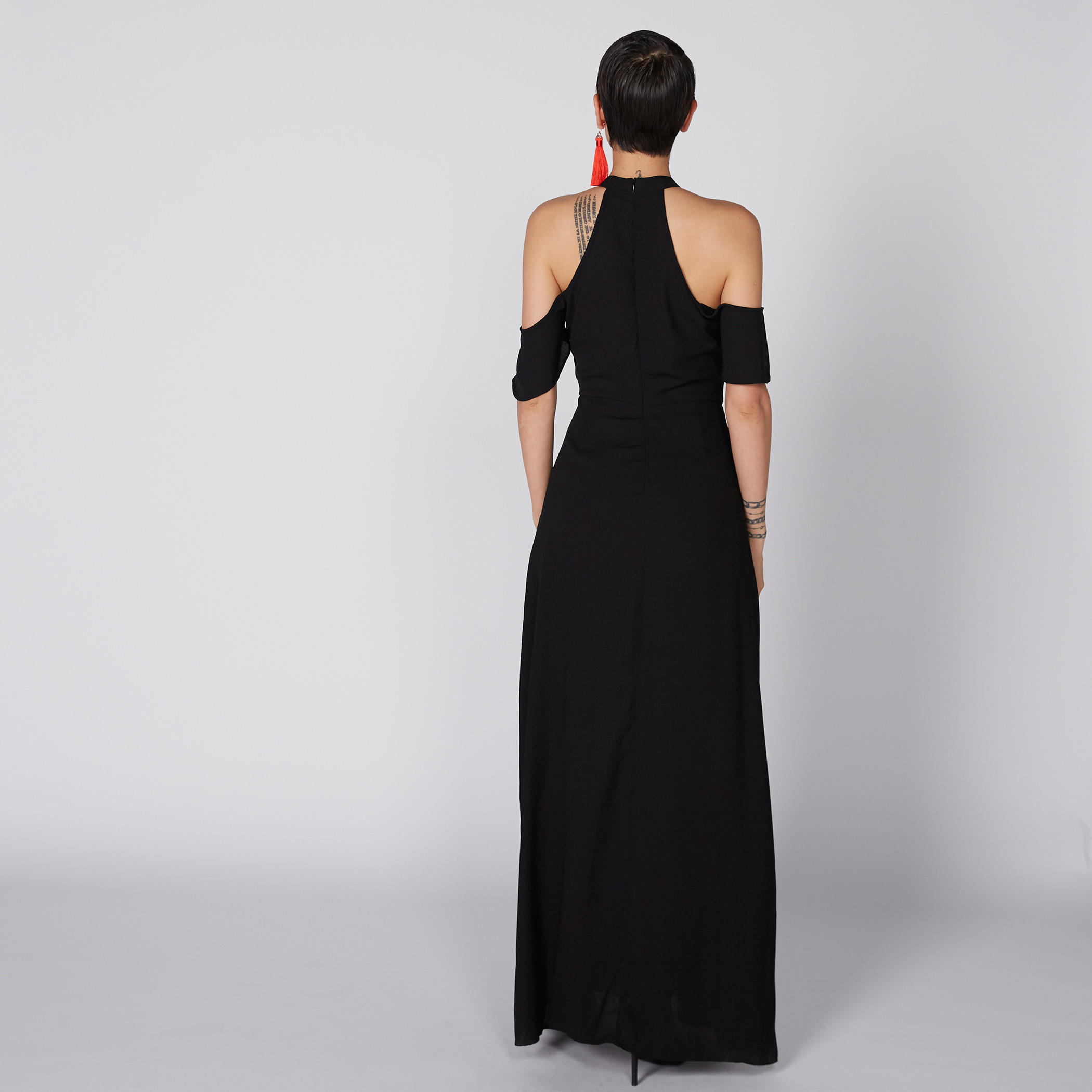 فستان طويل بتصميم مطرّز-women-clothing-dresses-image-4