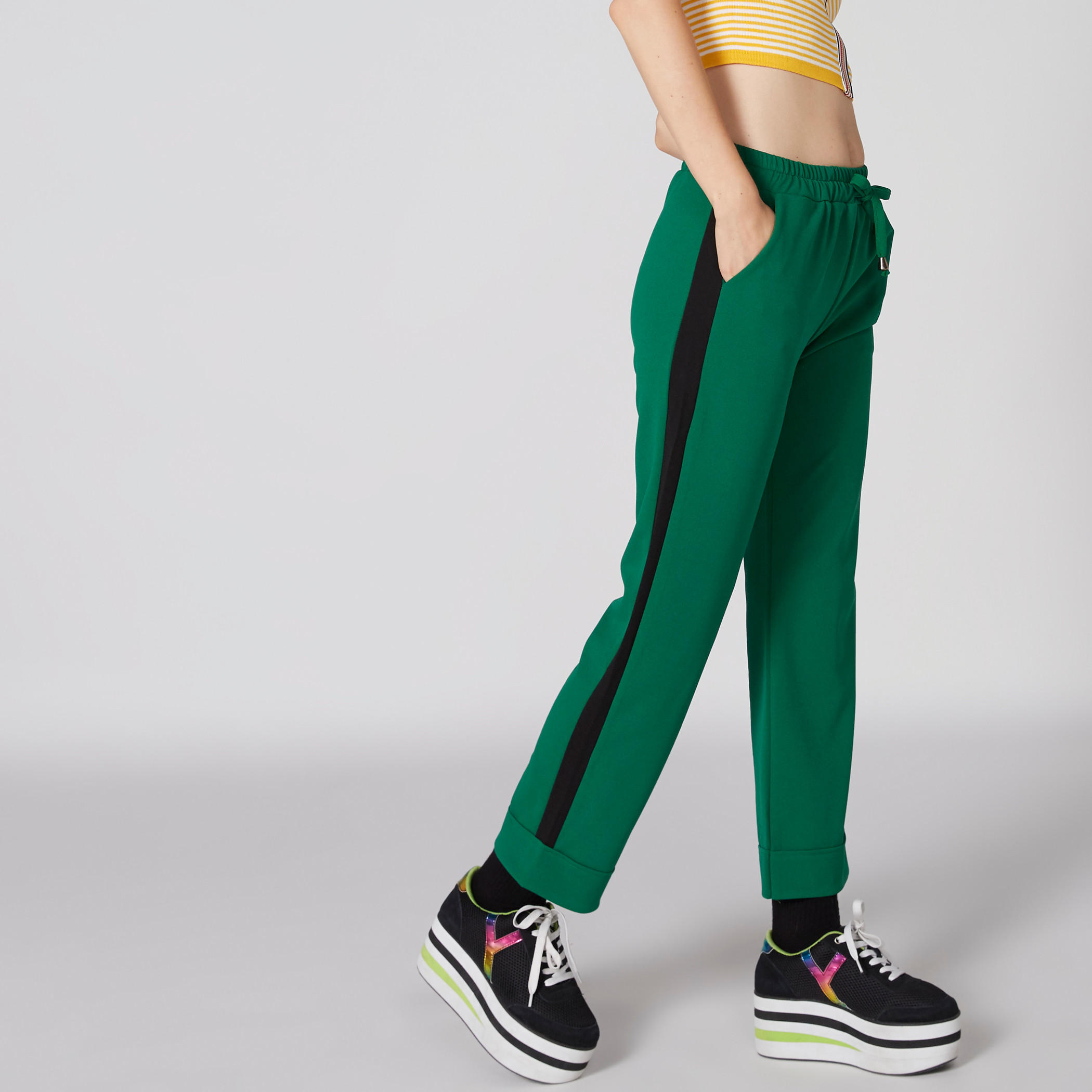 بنطال طويل بخصر مطاطي وجيوب-women-clothing-bottoms-trousers-image-4