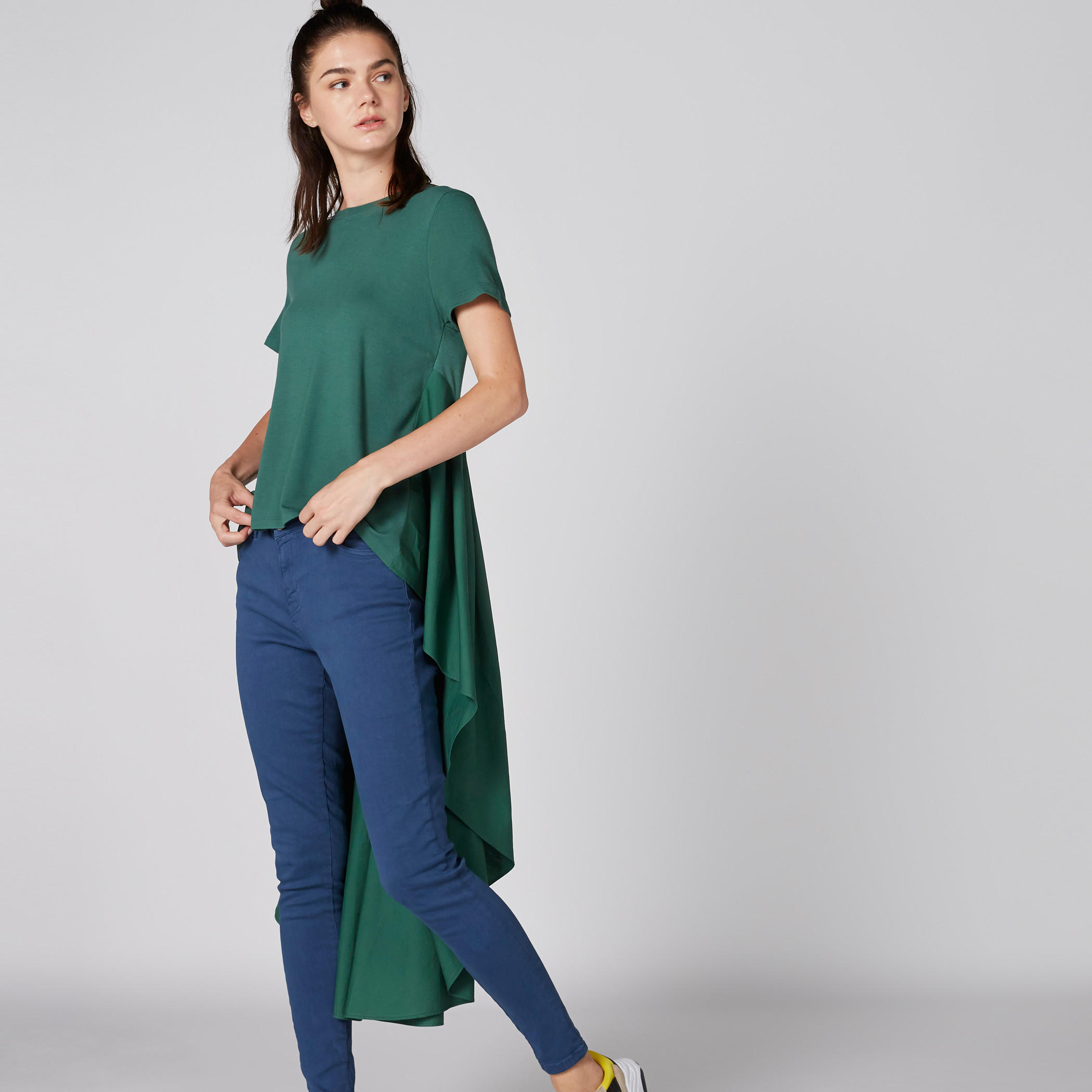 بلوزة بياقة مستديرة وأكمام قصيرة وحوّاف غير مستوية-women-clothing-shirtsandblouses-blouses-image-4