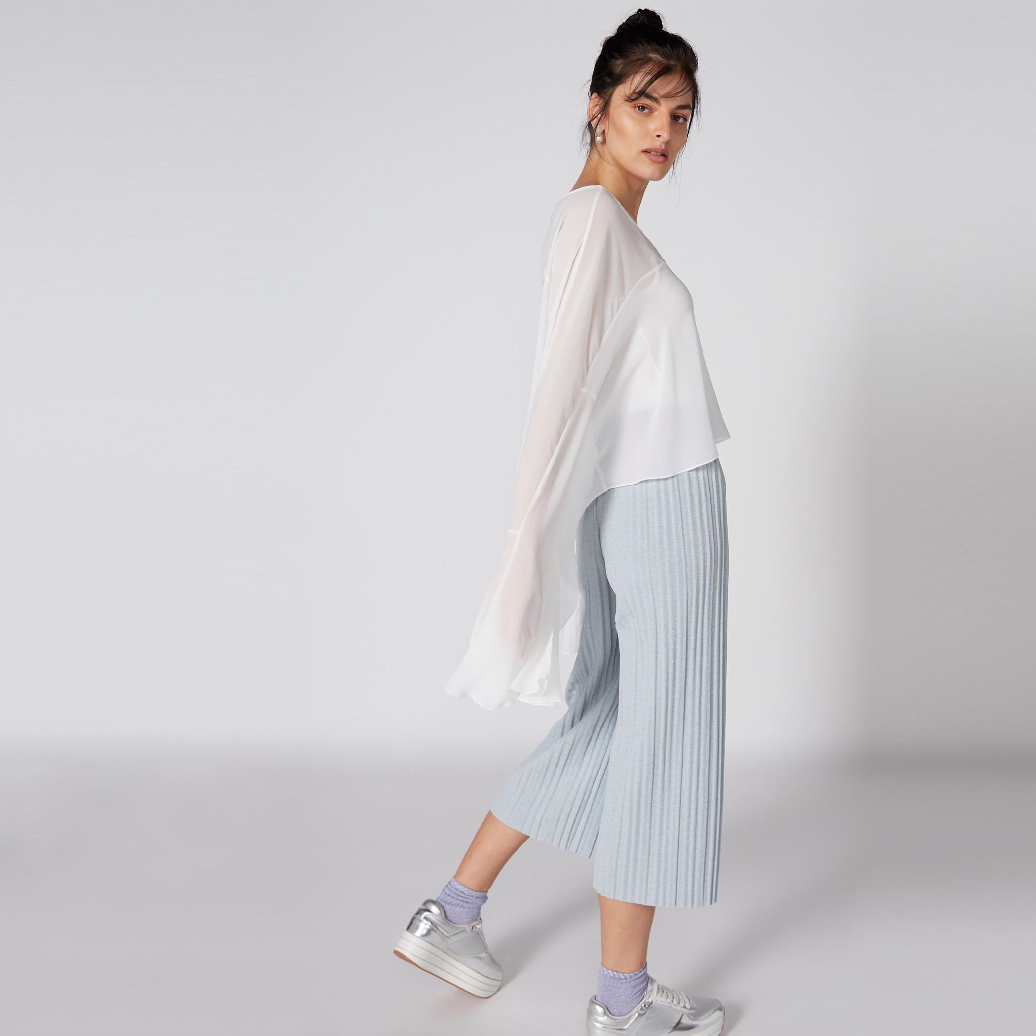 بلوزة بياقة قارب وأكمام واسعة-women-clothing-shirtsandblouses-blouses-image-3