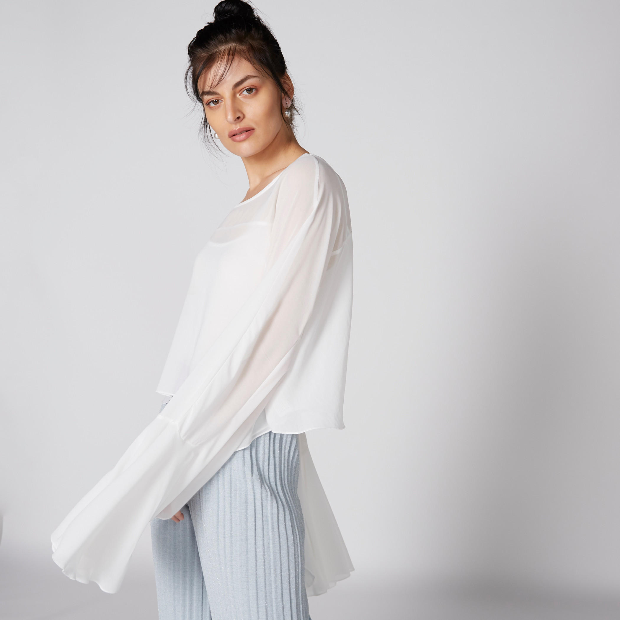 بلوزة بياقة قارب وأكمام واسعة-women-clothing-shirtsandblouses-blouses-image-4