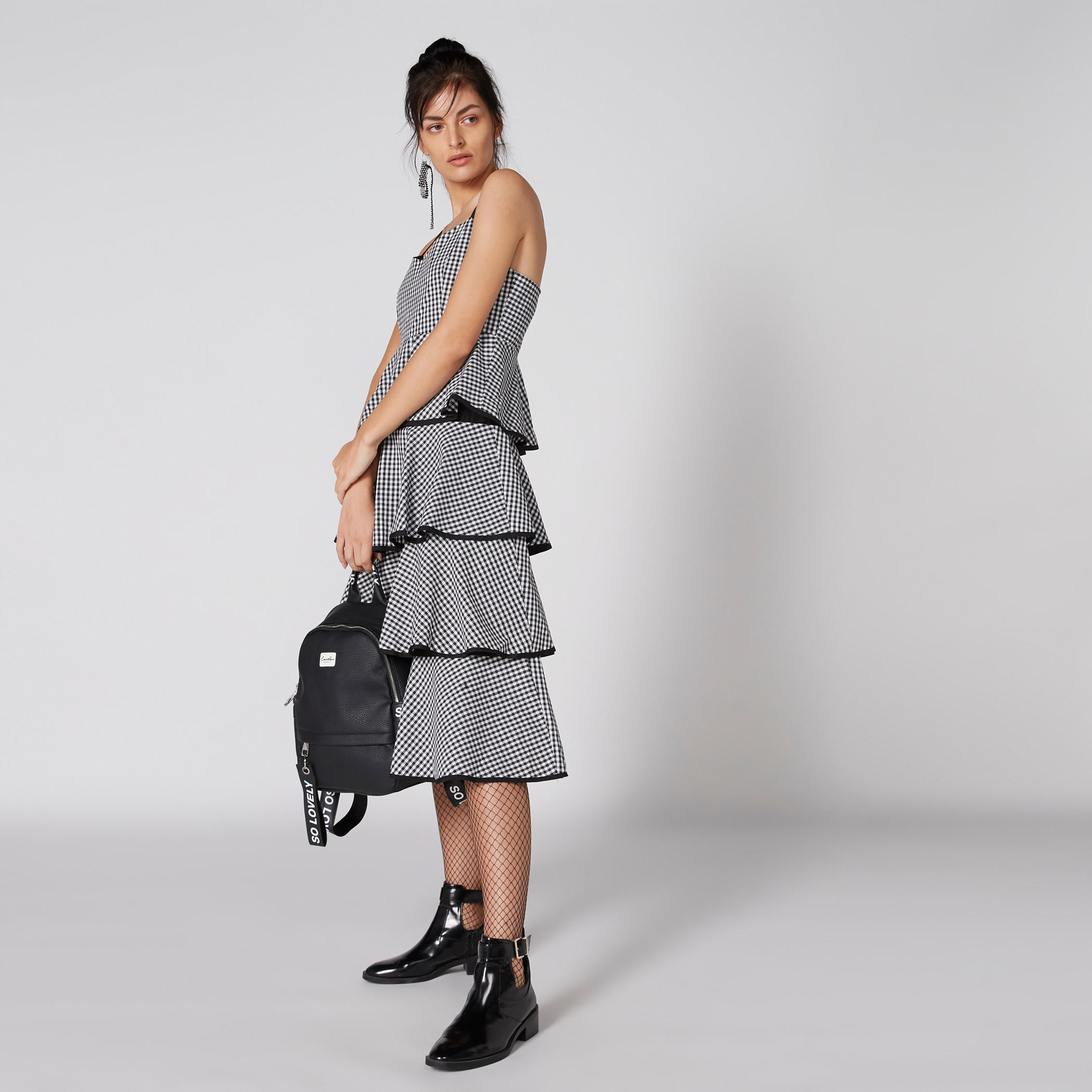 فستان كاروهات متوسط الطول بحمّالات رفيعة-women-clothing-dresses-image-3