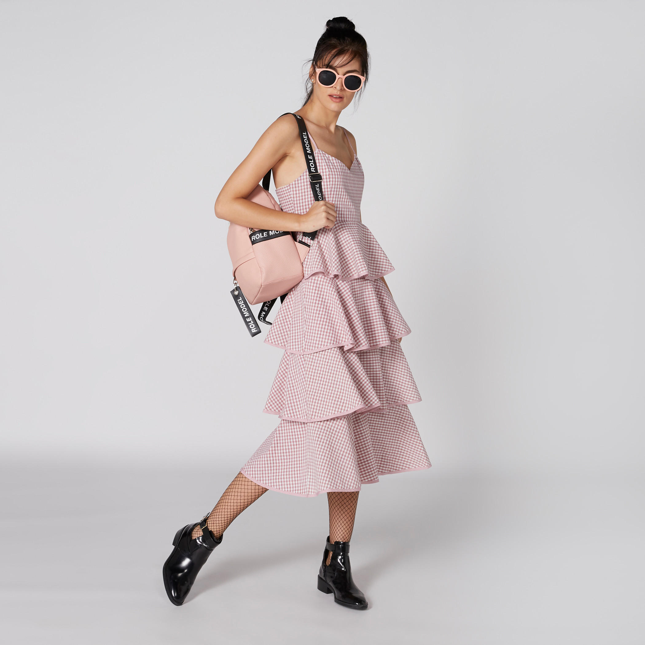 فستان كاروهات متوسط الطول بحمّالات رفيعة-women-clothing-dresses-image-1