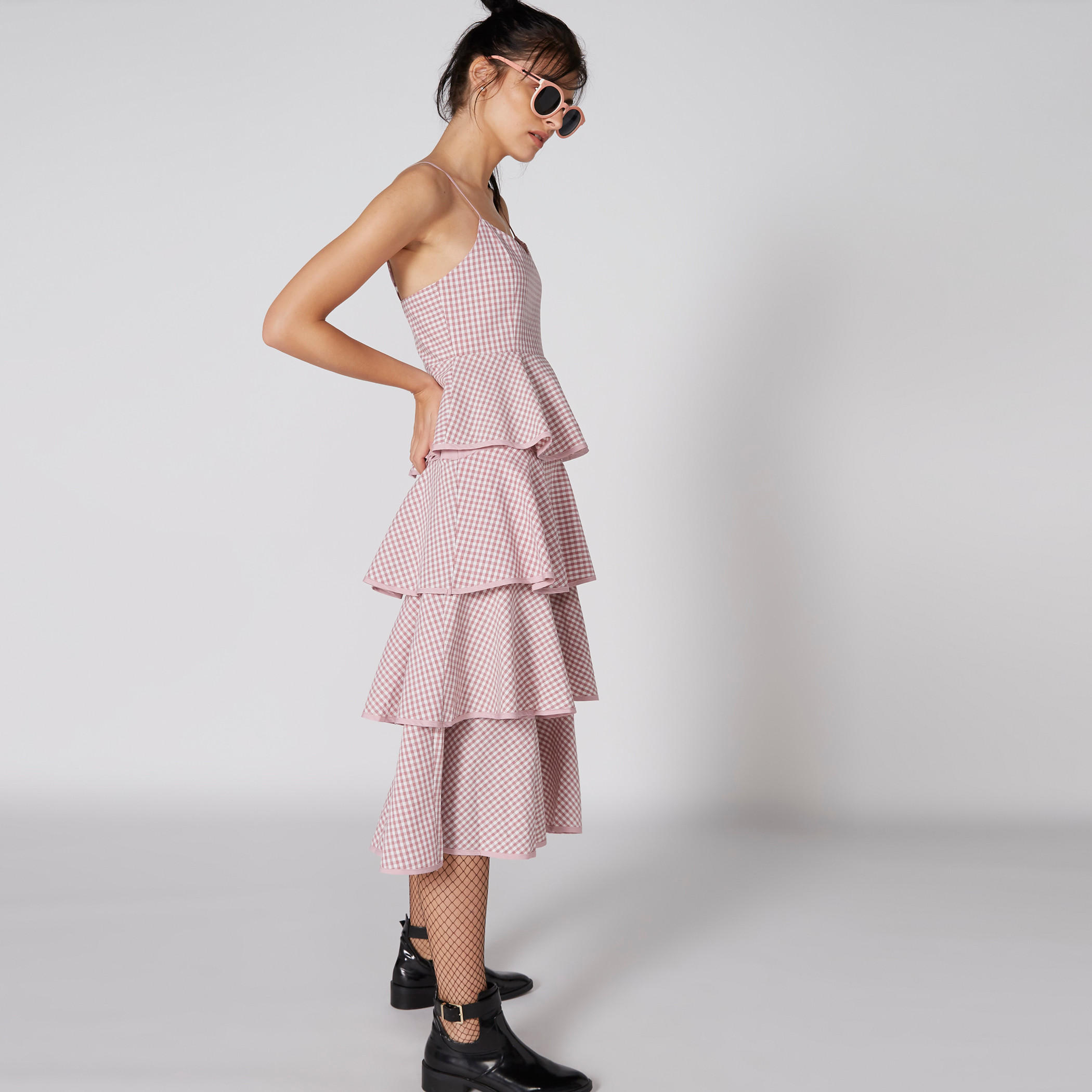 فستان كاروهات متوسط الطول بحمّالات رفيعة-women-clothing-dresses-image-4
