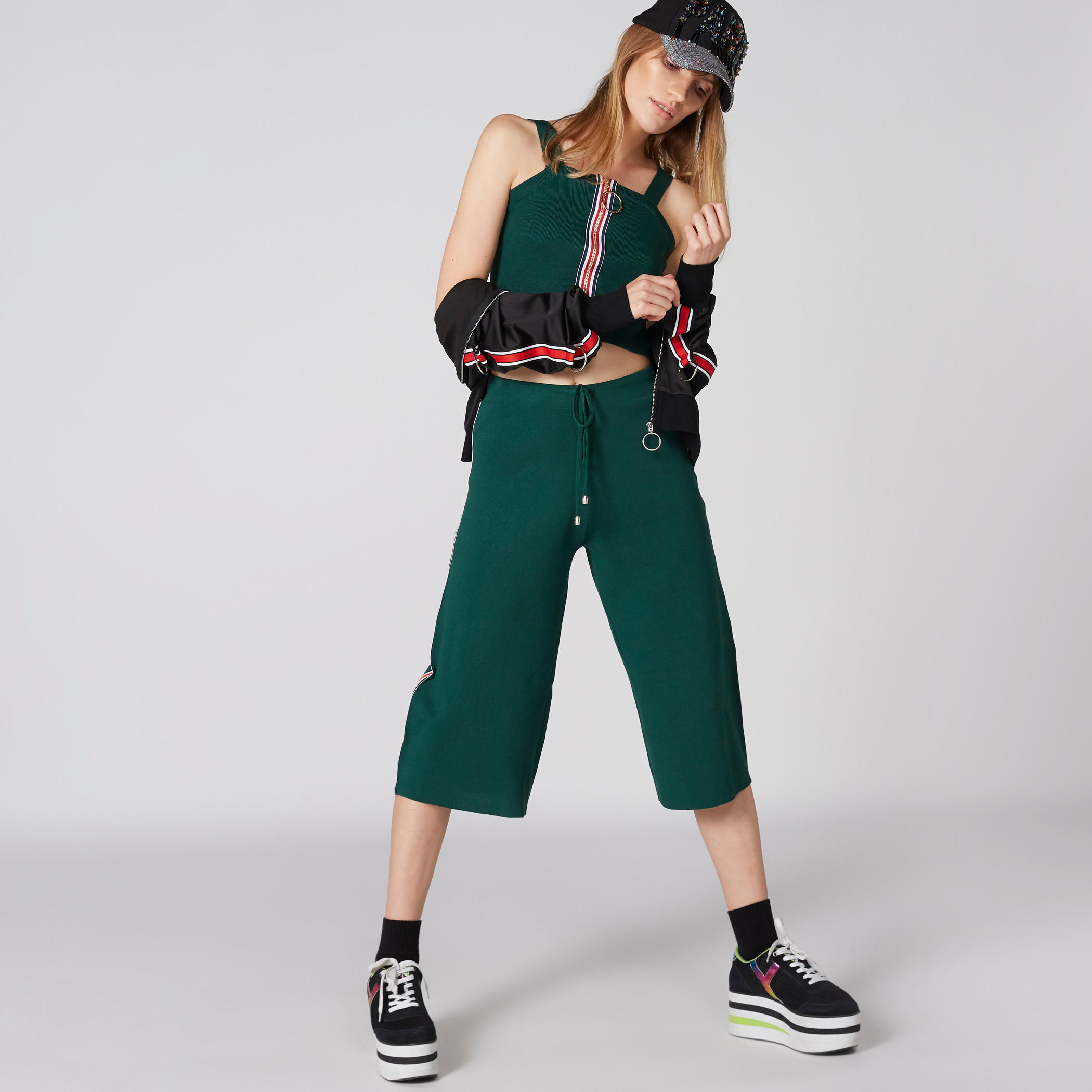 بنطال واسع الساقين بخصر مطّاطي ورباط-women-clothing-bottoms-trousers-image-3