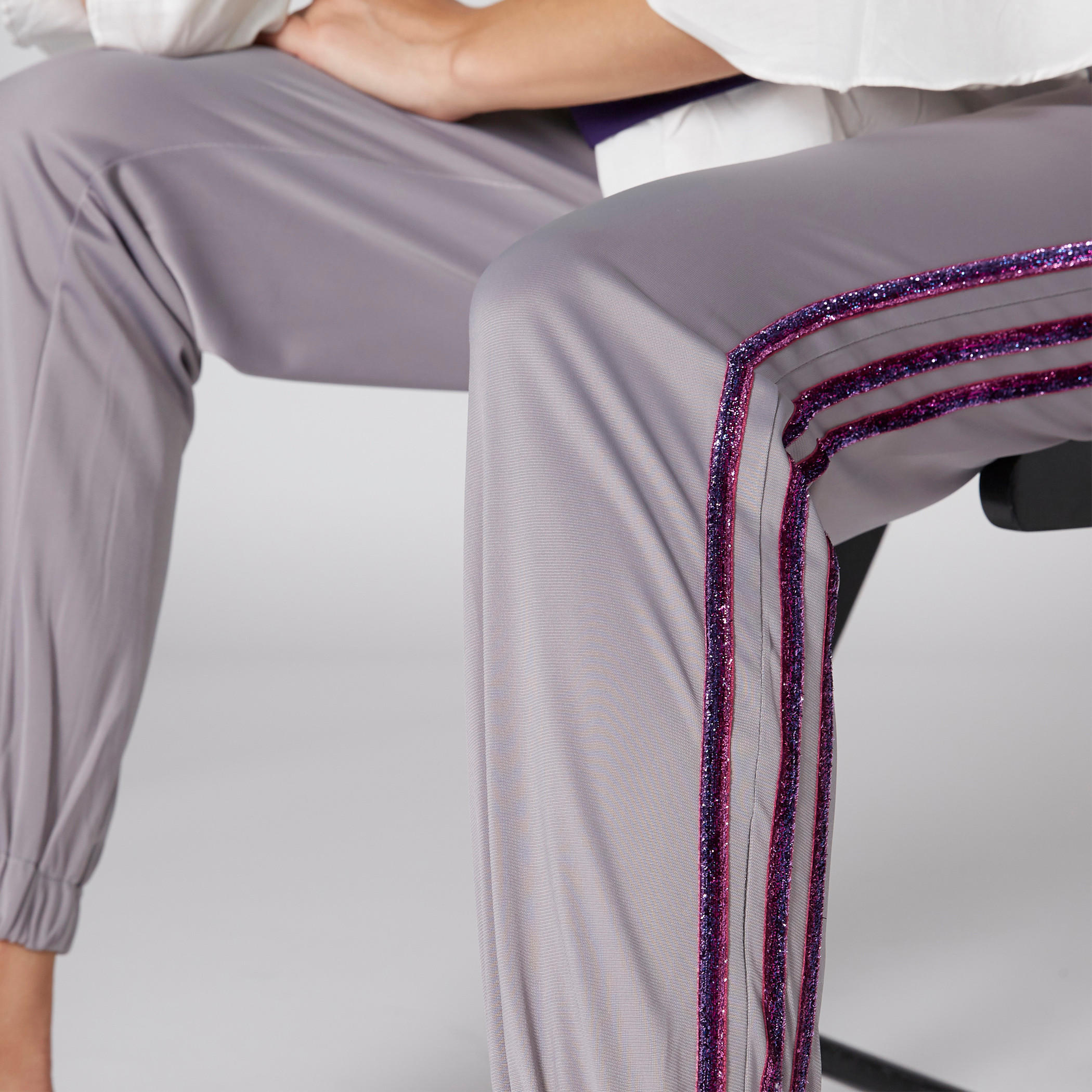 Pocket Detail Jog Pants with Elasticised Waistband and Drawstring-women-clothing-bottoms-joggers-image-4