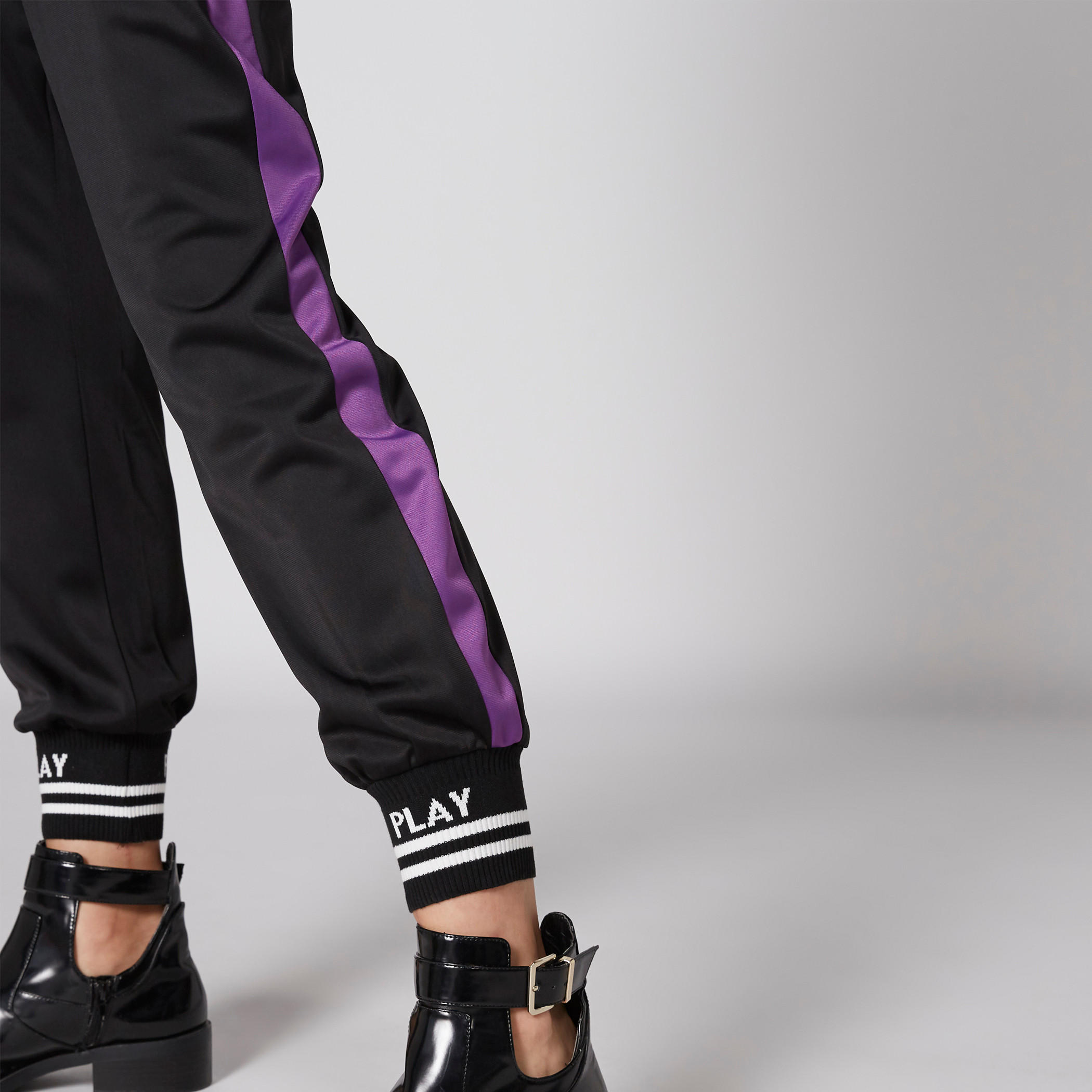 بنطال رياضي طويل بخصر مطّاطي وجيوب-women-clothing-bottoms-joggers-image-4