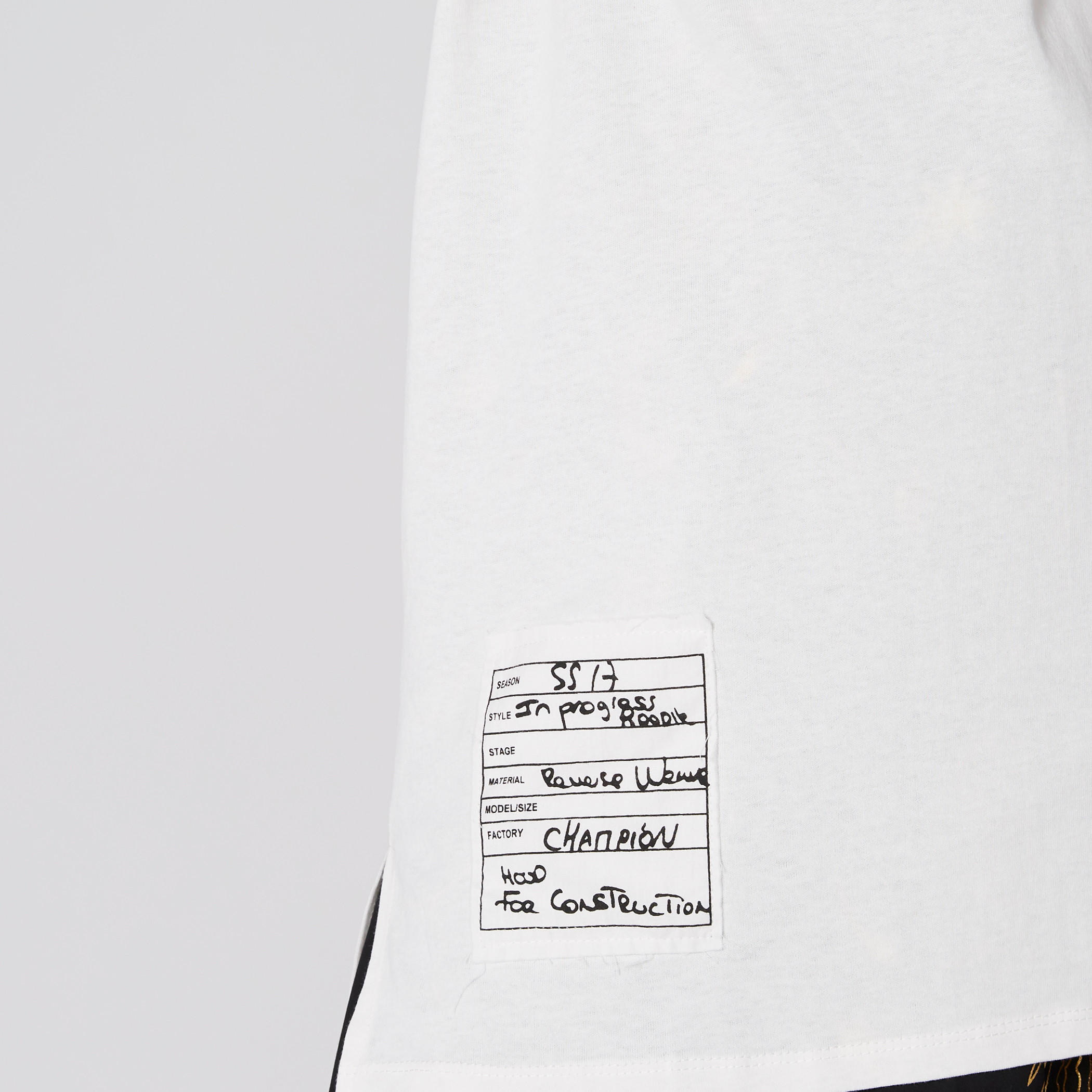 تيشيرت طويل بأكمام قصيرة وطبعات-women-clothing-tshirts-image-6