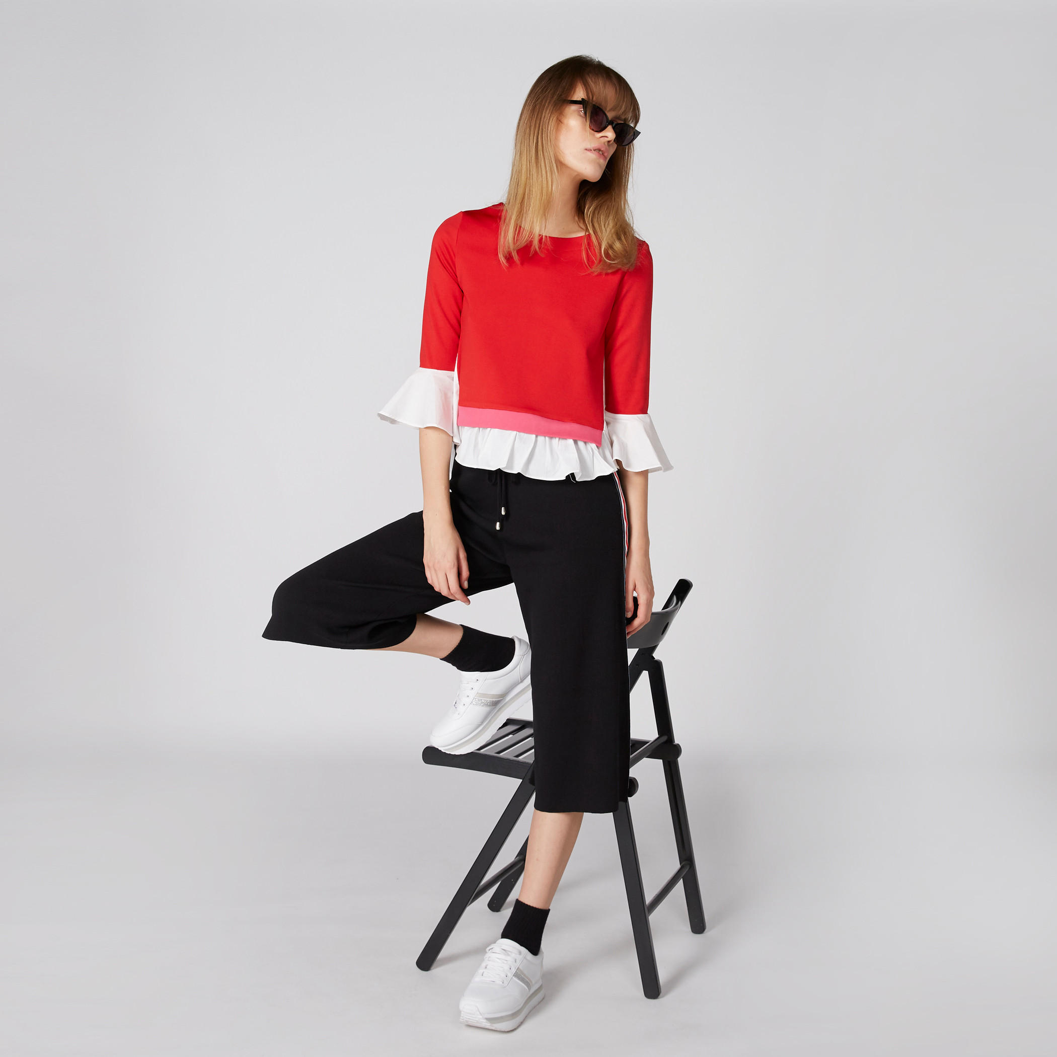 بلوزة بياقة مستديرة وأكمام 3/4 وتفاصيل كشكش-women-clothing-shirtsandblouses-blouses-image-3