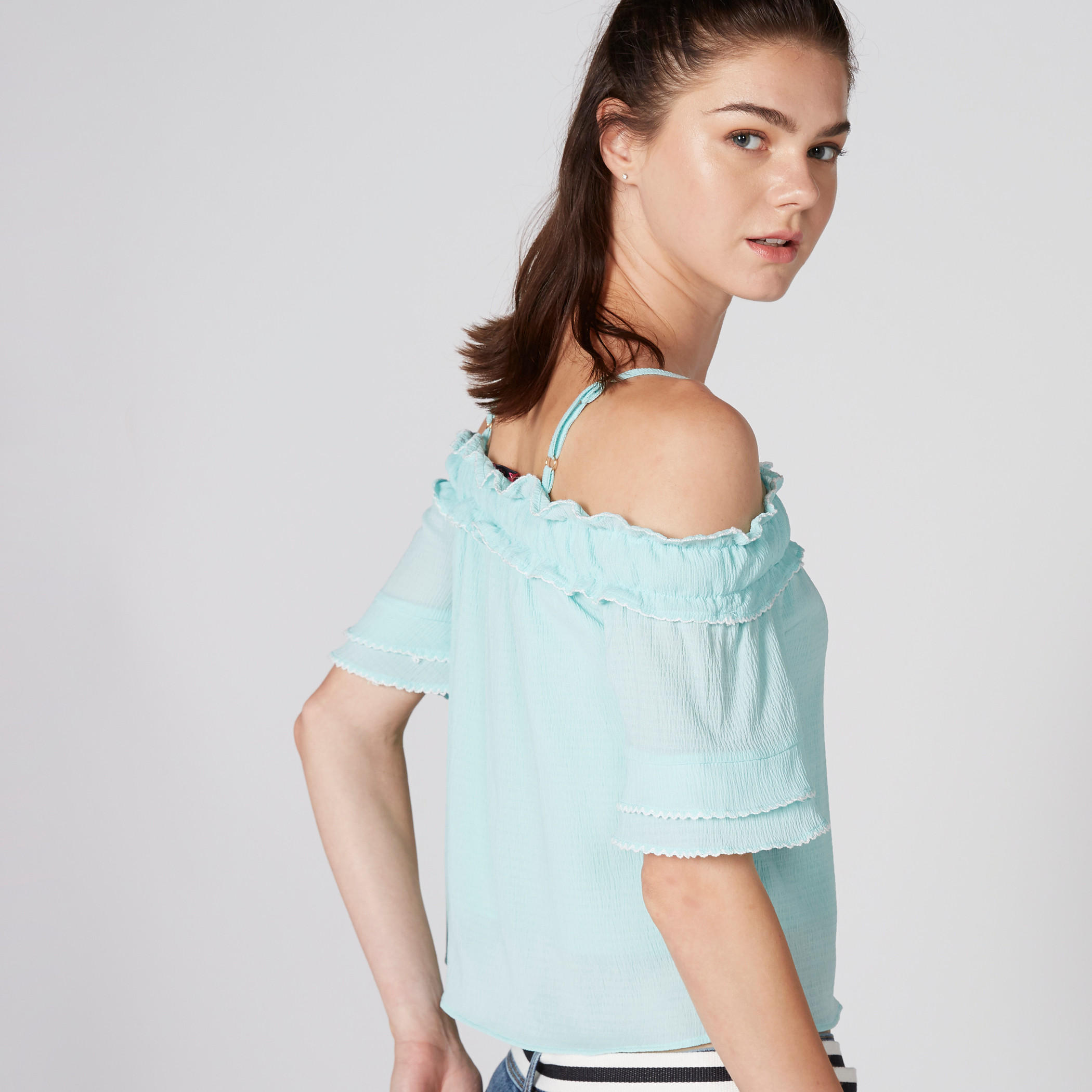 بلوزة مكشوفة الأكتاف بحمّالات رفيعة-women-clothing-shirtsandblouses-blouses-image-2