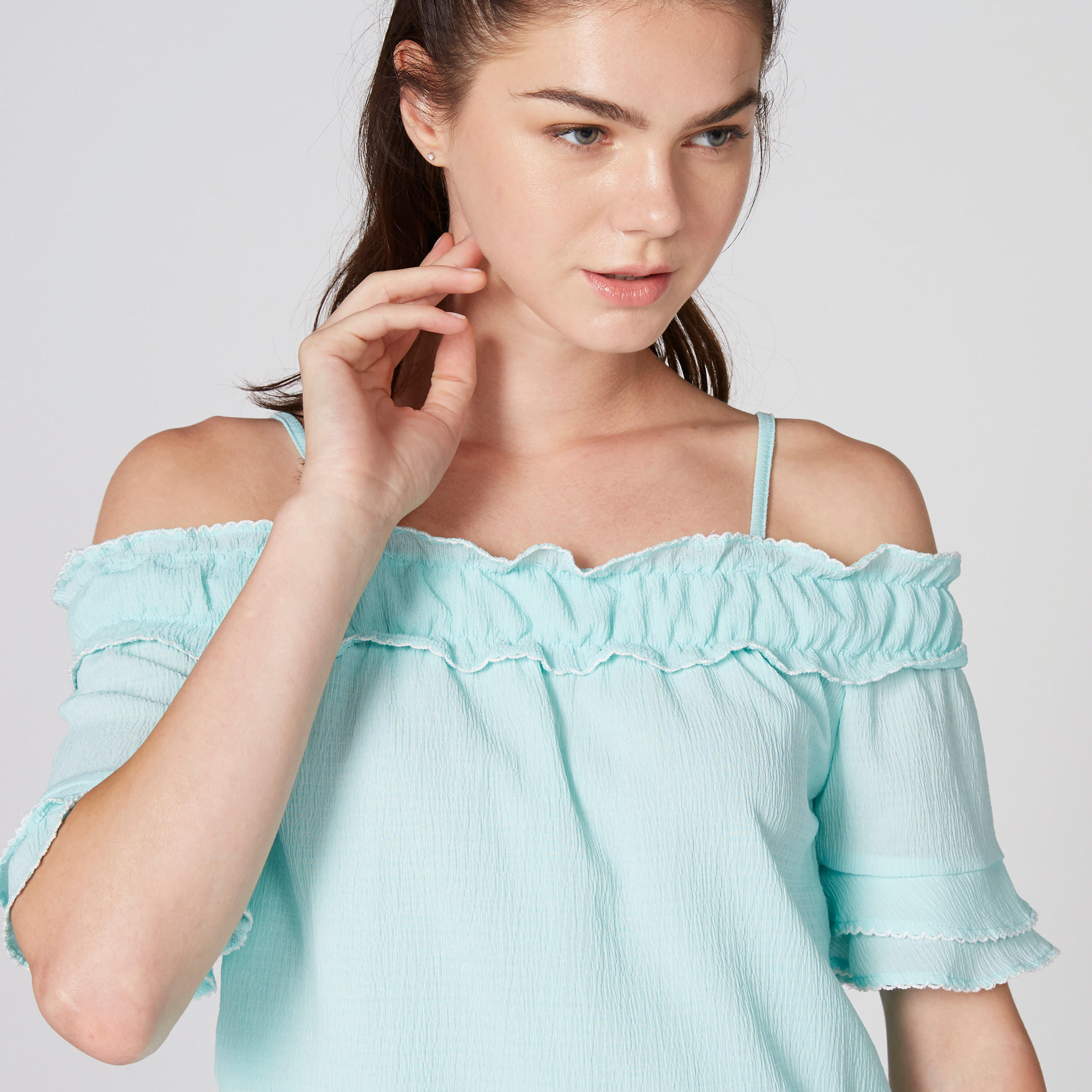 بلوزة مكشوفة الأكتاف بحمّالات رفيعة-women-clothing-shirtsandblouses-blouses-image-1