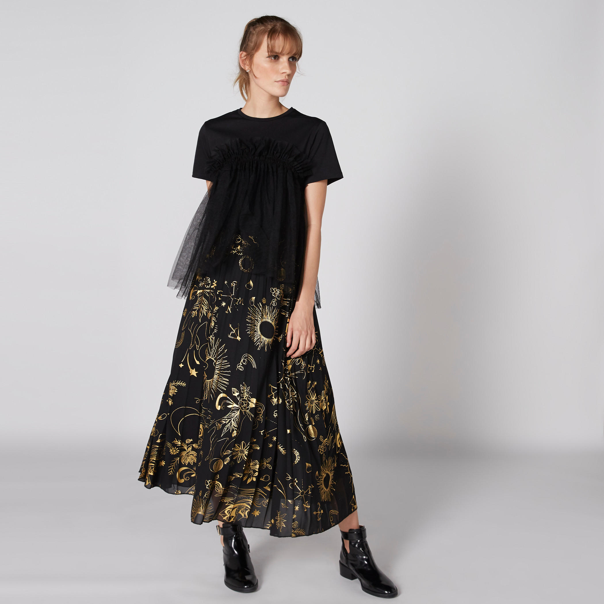 بلوزة بياقة مستديرة وأكمام قصيرة وتفاصيل دانتيل-women-clothing-shirtsandblouses-blouses-image-1