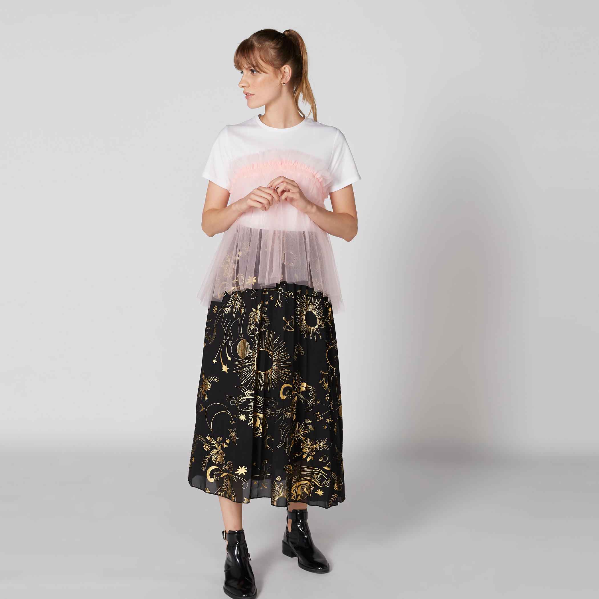 بلوزة بياقة مستديرة وأكمام قصيرة ورباط-women-clothing-shirtsandblouses-blouses-image-2