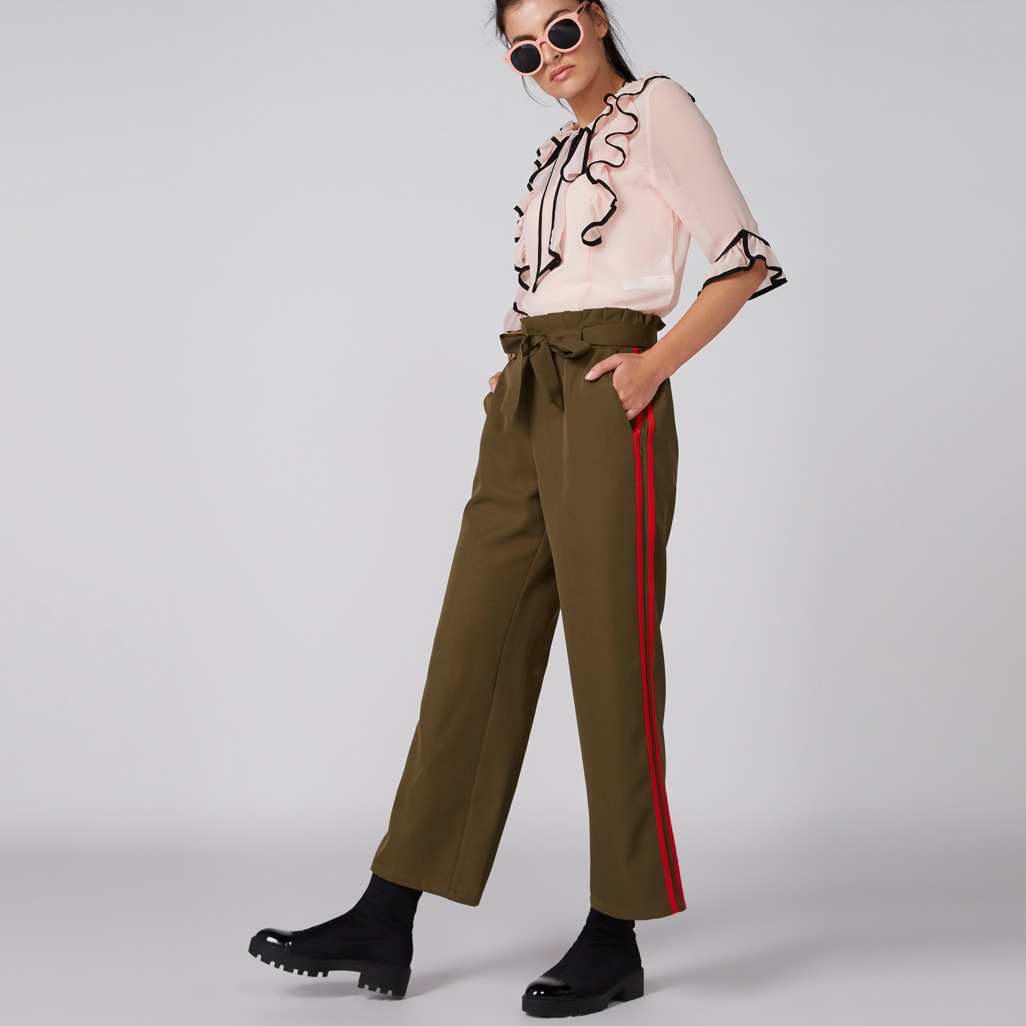 بنطال طويل برباط وجيوب-women-clothing-bottoms-trousers-image-1