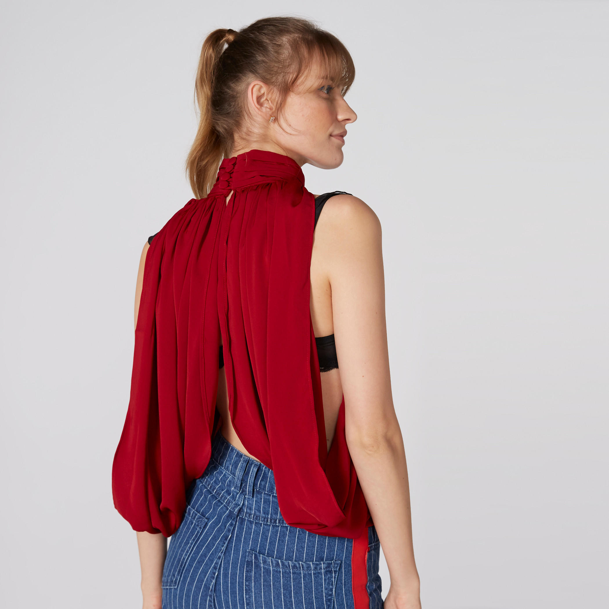 بلوزة دون أكمام بياقة عالية-women-clothing-shirtsandblouses-blouses-image-2