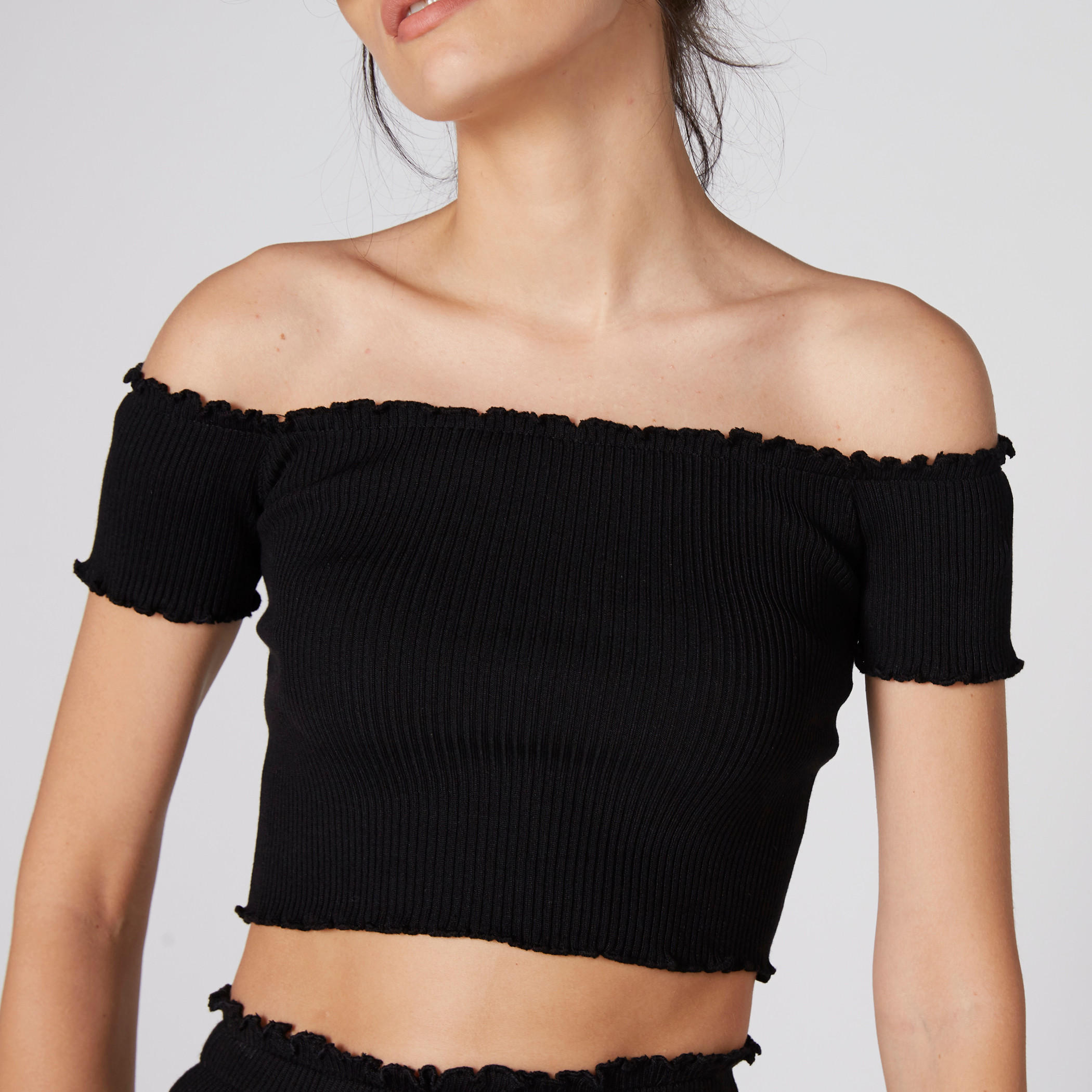 بلوزة قصيرة بأكتاف مكشوفة وأكمام قصيرة-women-clothing-shirtsandblouses-blouses-image-4