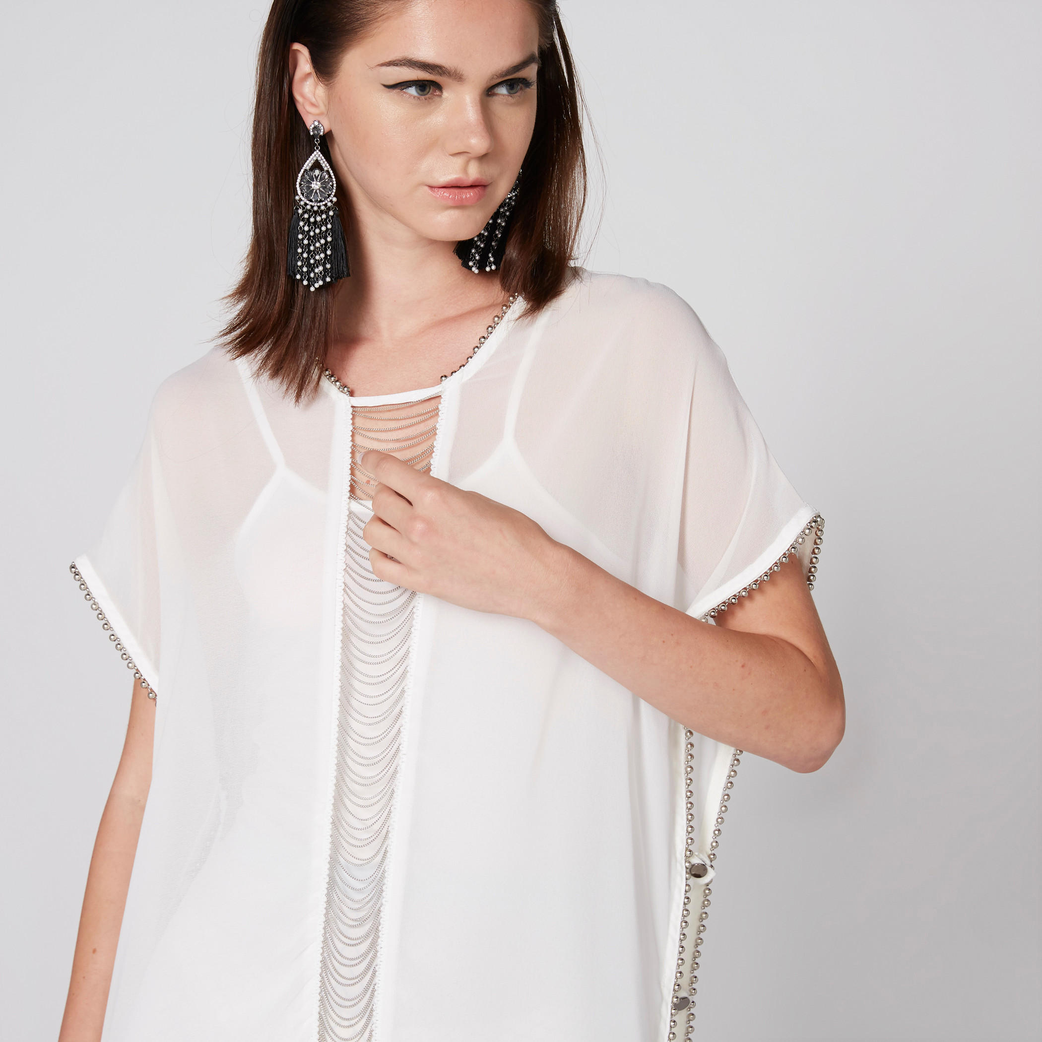 بلوزة بونشو مزيّنة-women-clothing-shirtsandblouses-blouses-image-1
