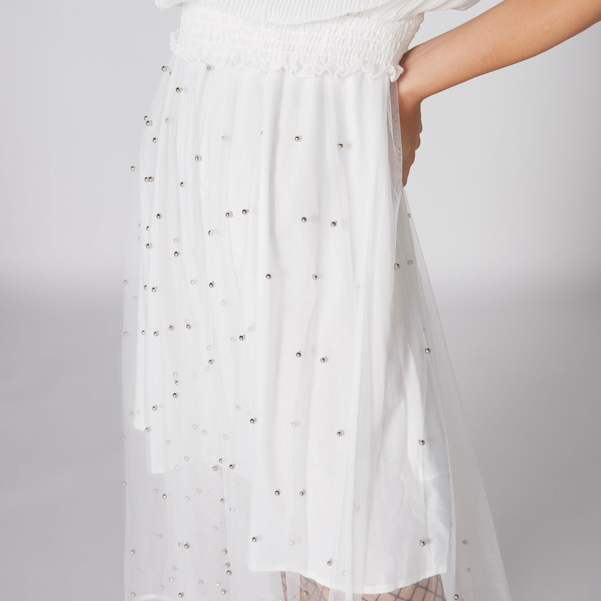 فستان متوسط الطول بتزيينات وأكتاف مكشوفة ودرزات-women-clothing-dresses-image-5