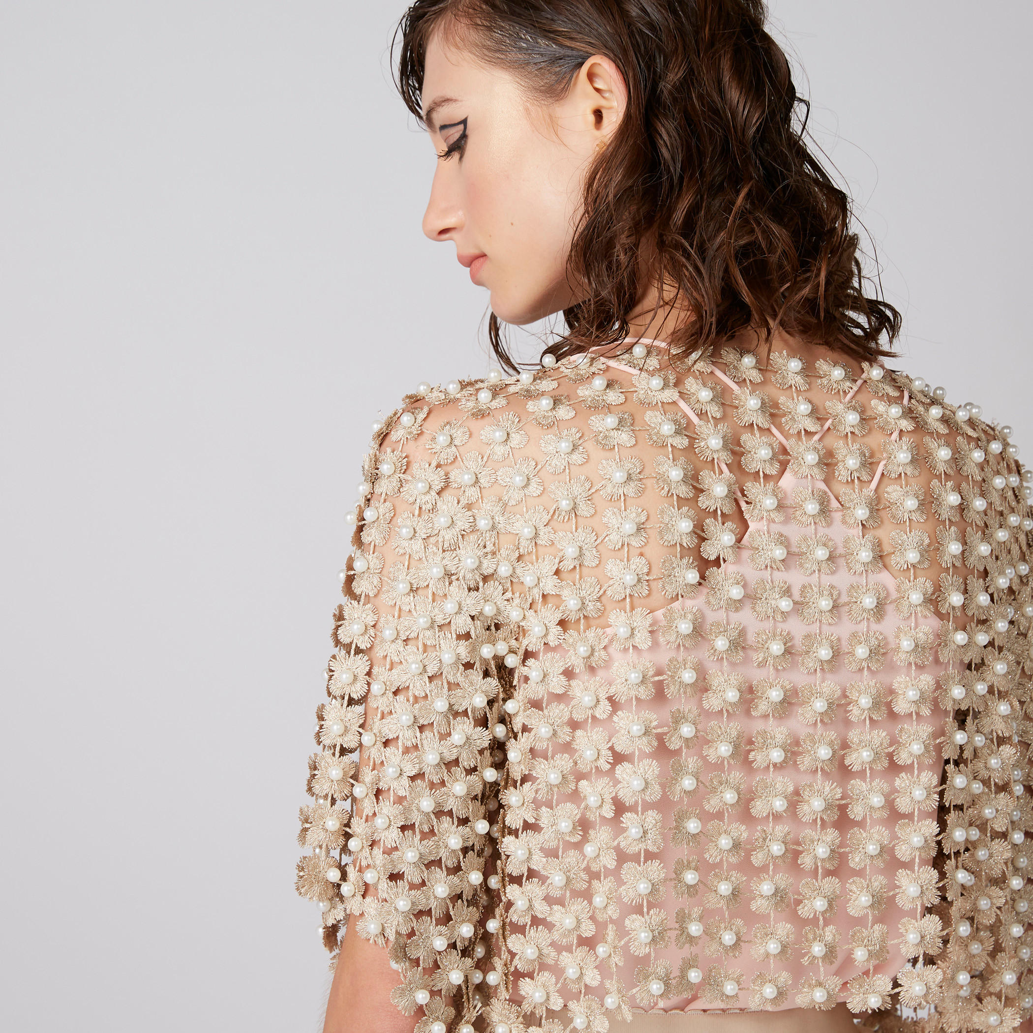 سترة قصيرة مزيّنة ومفتوحة من الأمام بأكمام قصيرة-women-clothing-cardigansandjumpers-jumpers-image-1