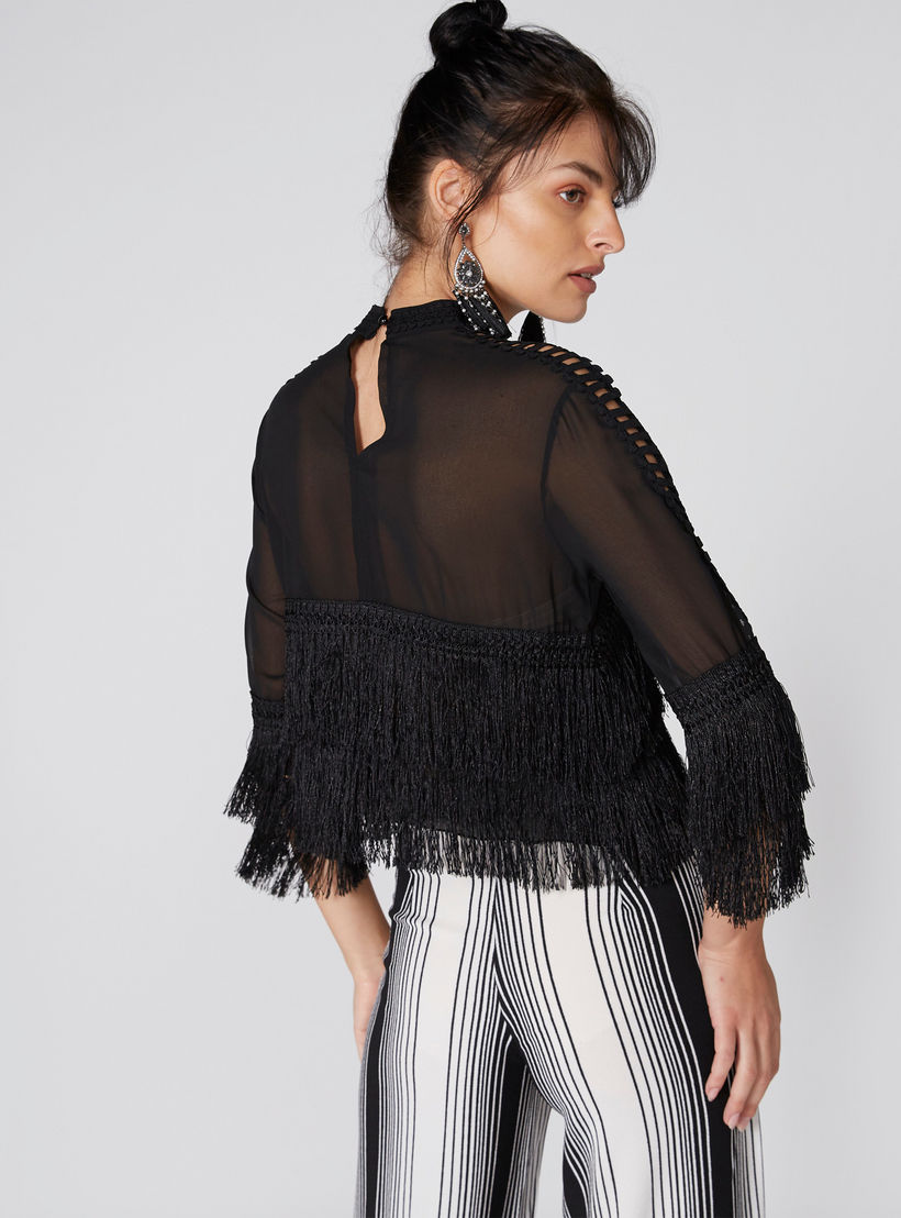 بلوزة بارزة الملمس بياقة عالية وشراشيب-women-clothing-shirtsandblouses-blouses-image-2