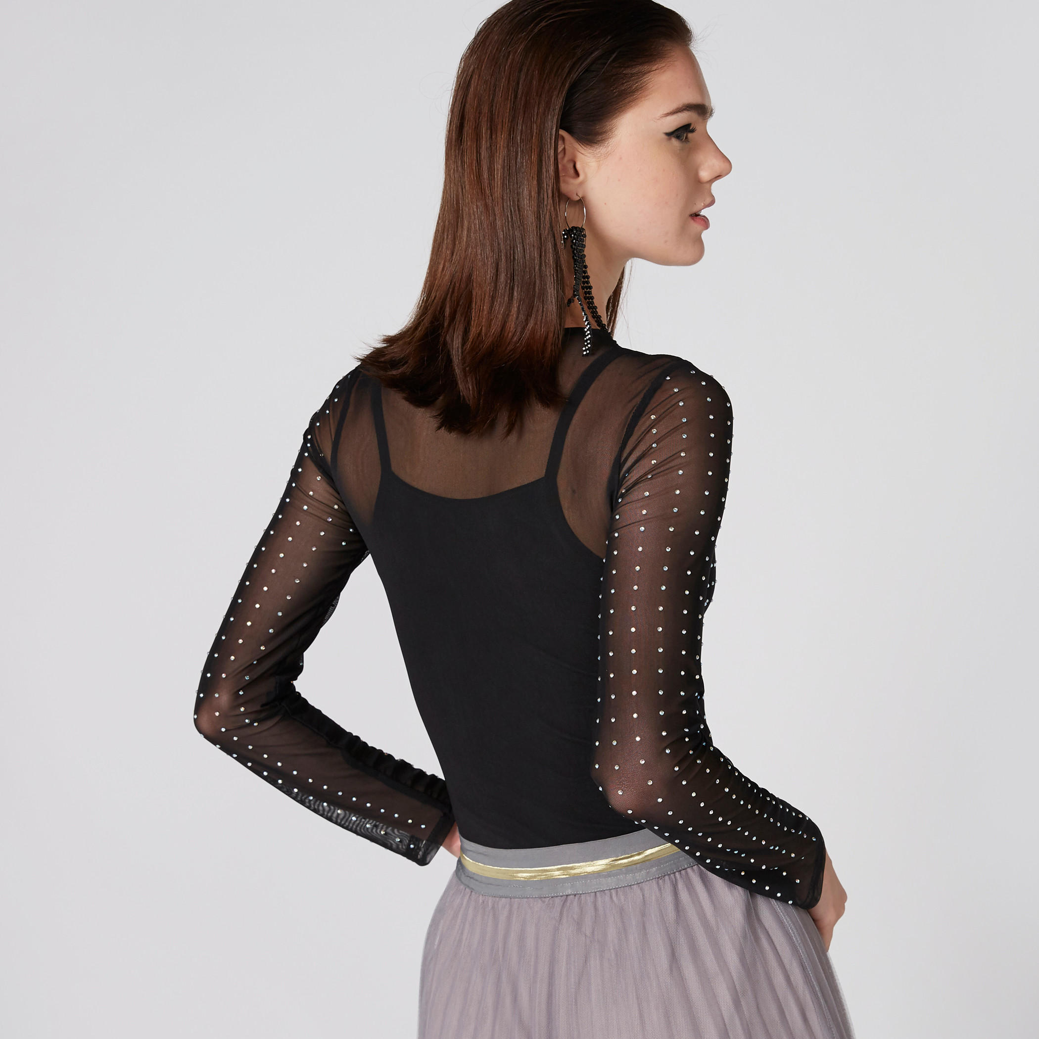 بودي سوت مزيّن بياقة مستديرة وأكمام طويلة-women-clothing-shirtsandblouses-blouses-image-2