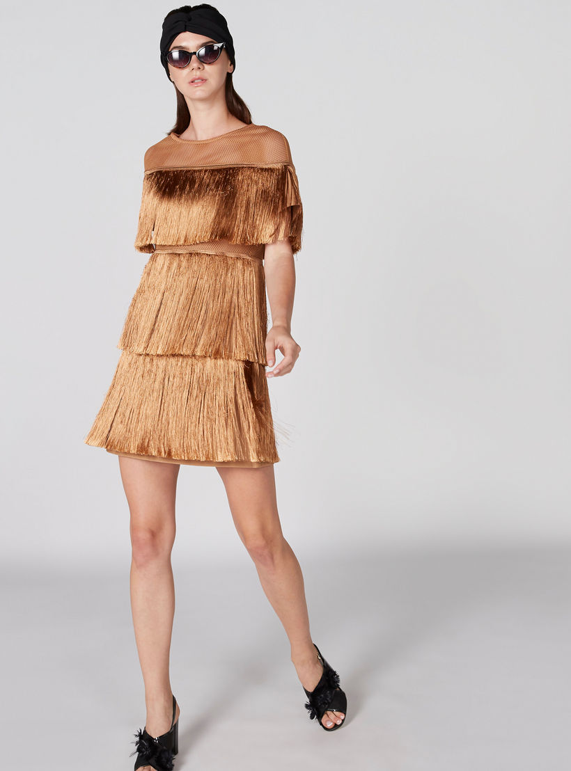 فستان قصير بسحّاب إغلاق وشراشيب وتفاصيل شبكية-women-clothing-dresses-image-1