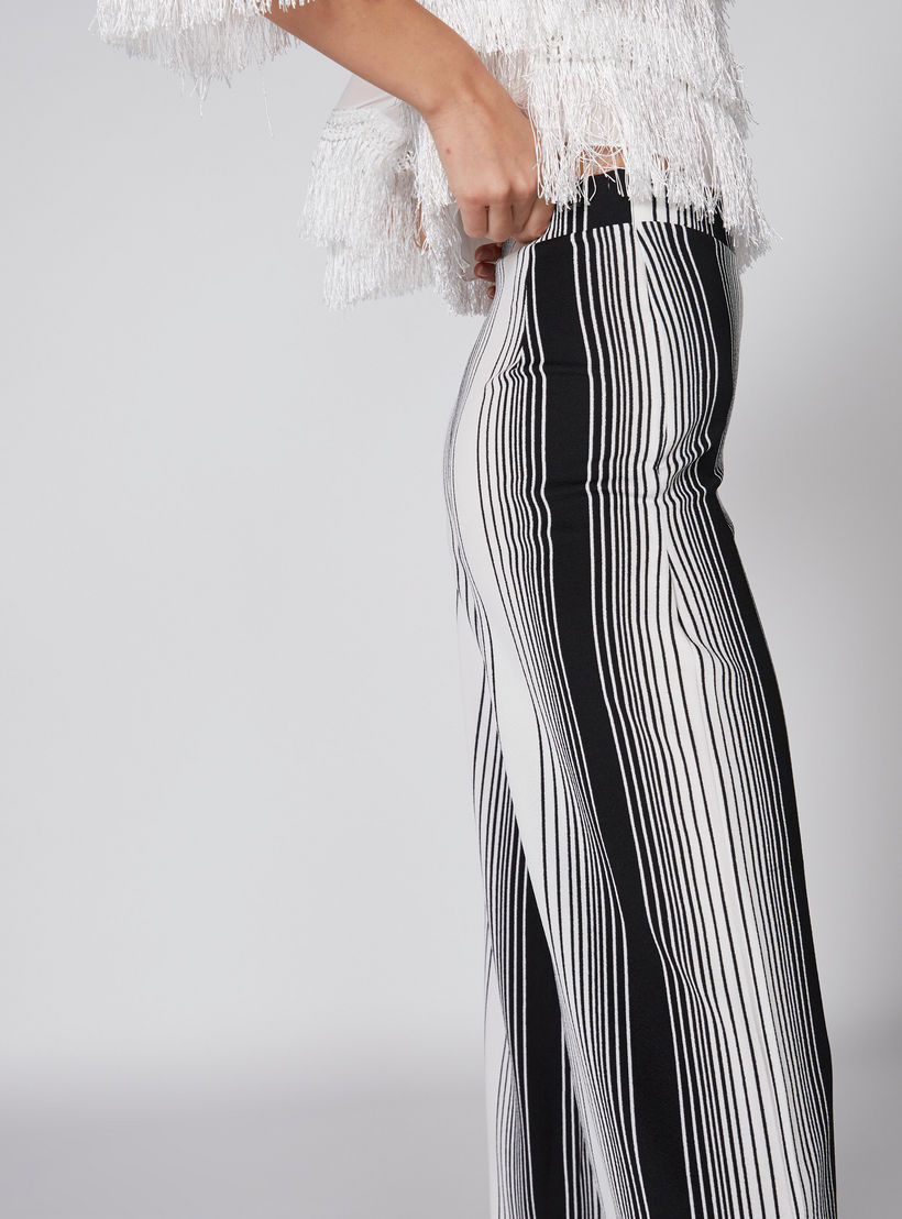 بنطال بالازو مقلّم بخصر مطّاطي-women-clothing-bottoms-trousers-image-4