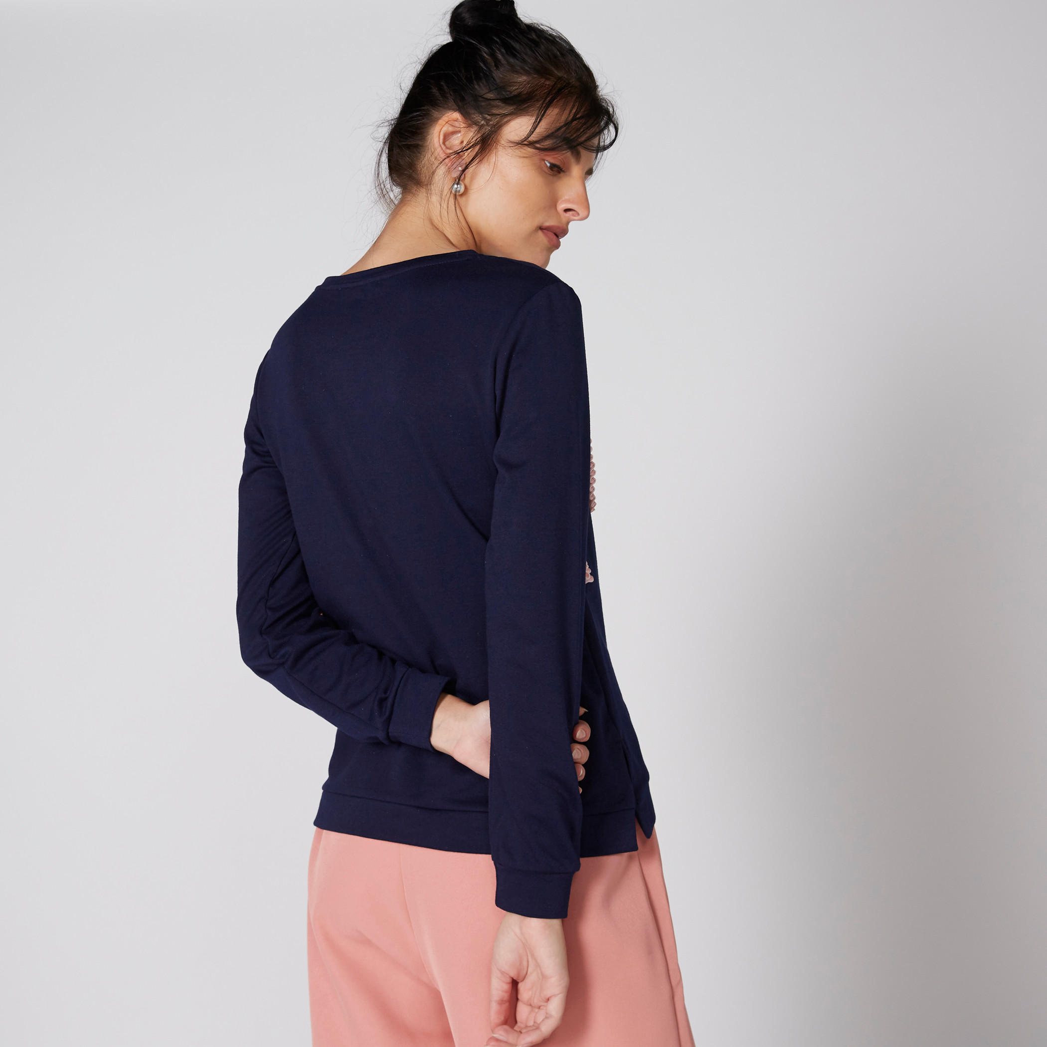 كنزة بياقة مستديرة وأكمام طويلة وتفاصيل كشكش متباينة-women-clothing-cardigansandjumpers-jumpers-image-2