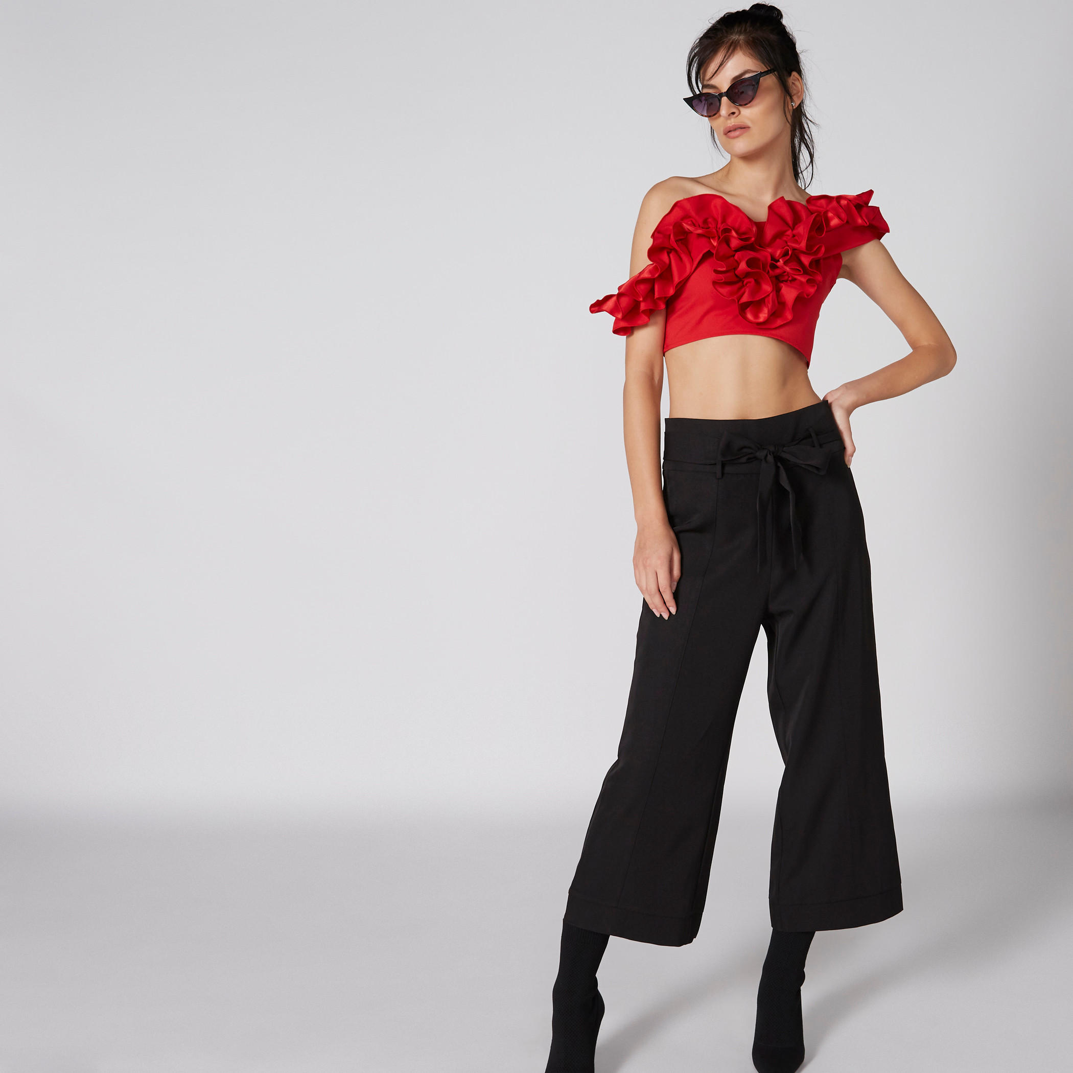 Ruffle Detail Crop Top with V-Neck and Zip Closure-women-clothing-shirtsandblouses-blouses-image-3