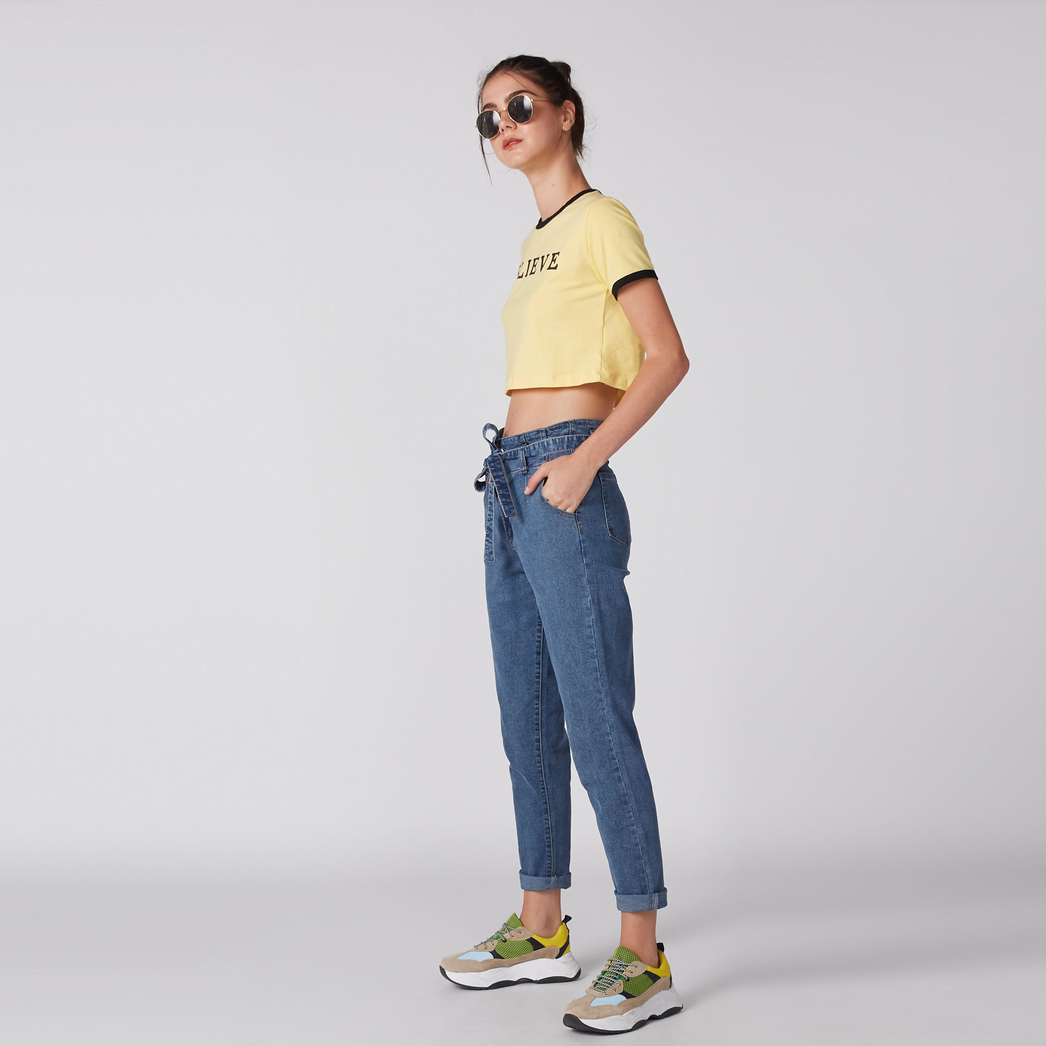 بنطال جينز طويل برباط وجيوب-women-clothing-bottoms-jeans-image-2