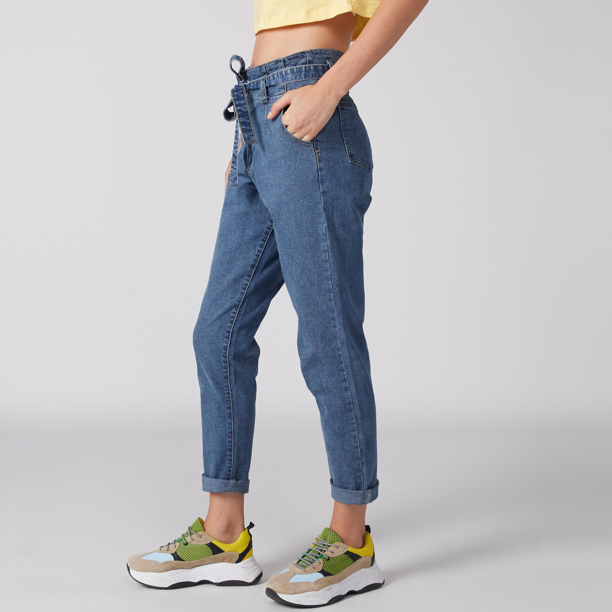 بنطال جينز طويل برباط وجيوب-women-clothing-bottoms-jeans-image-4