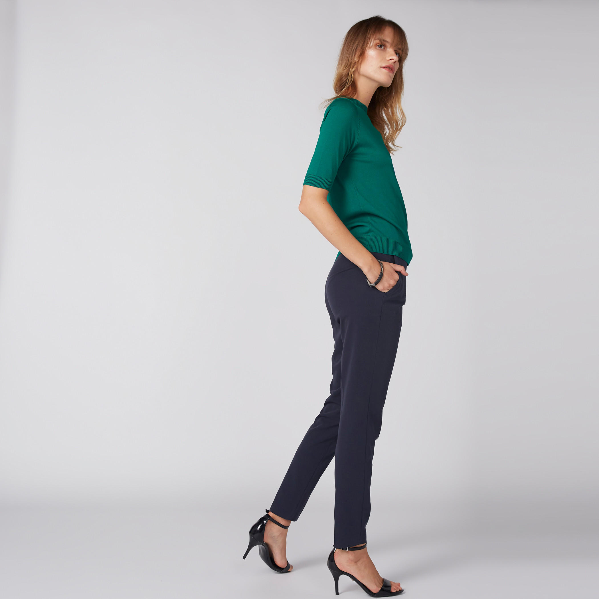 بلوزة بياقة مستديرة وأكمام قصيرة-women-clothing-tshirts-image-4