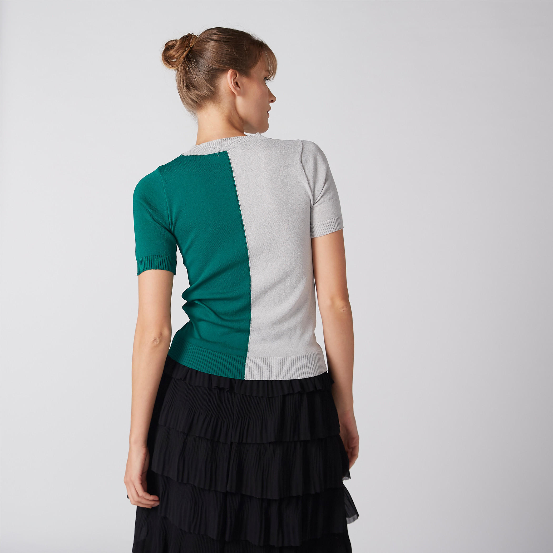 بلوزة بطبعات وياقة مستديرة وأكمام قصيرة-women-clothing-tshirts-image-2