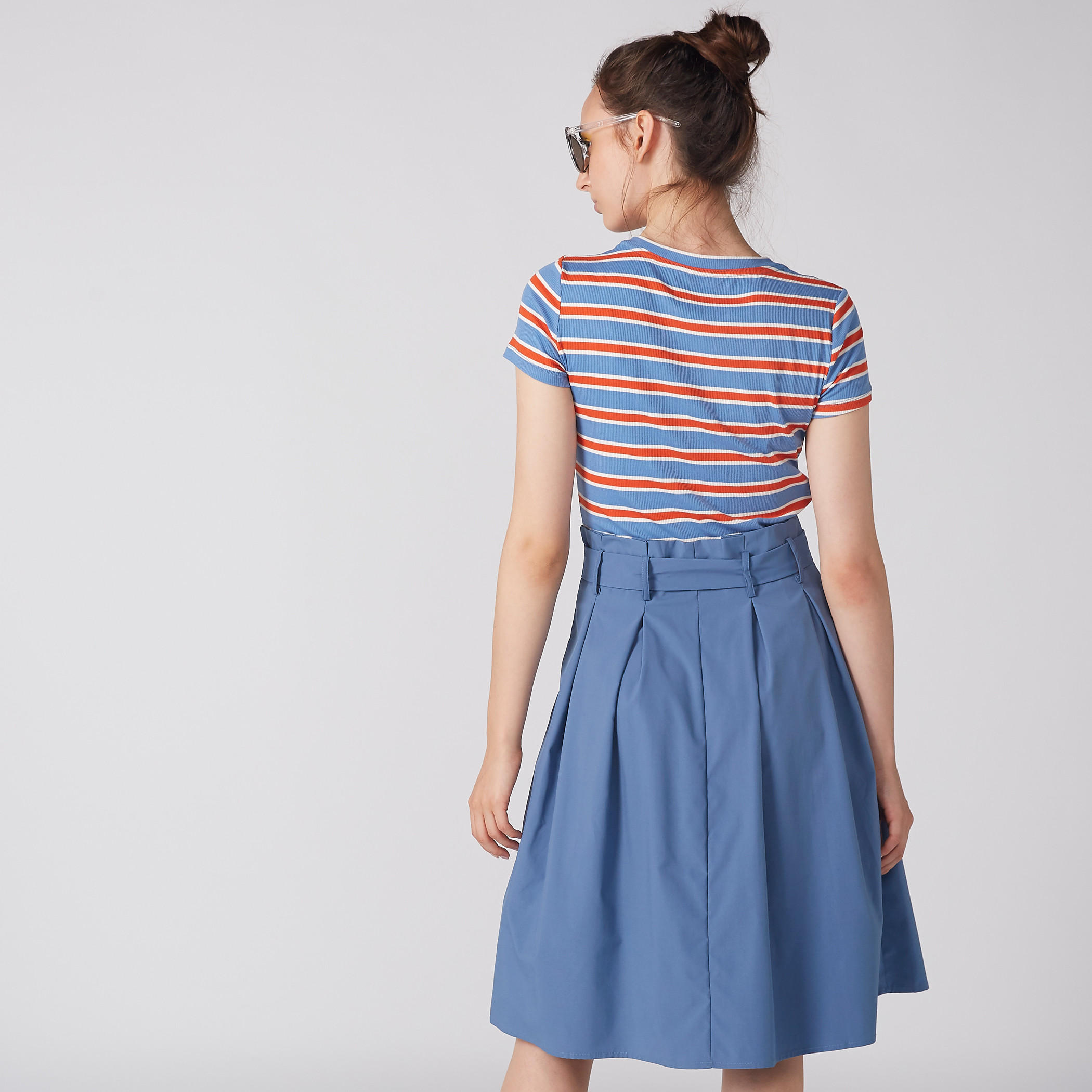 فستان مقلم متوسط الطول بياقة مستديرة وأربطة-women-clothing-dresses-image-4